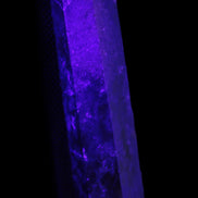 Garnet wand 88mm 56g in UV light - Rocks and Things Store