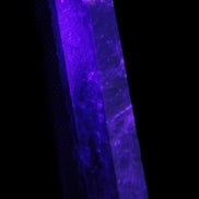 Garnet wand 88mm 56g in UV light - Rocks and Things Store