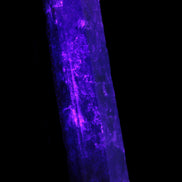 Garnet wand 88mm 56g in UV light - Rocks and Things Store