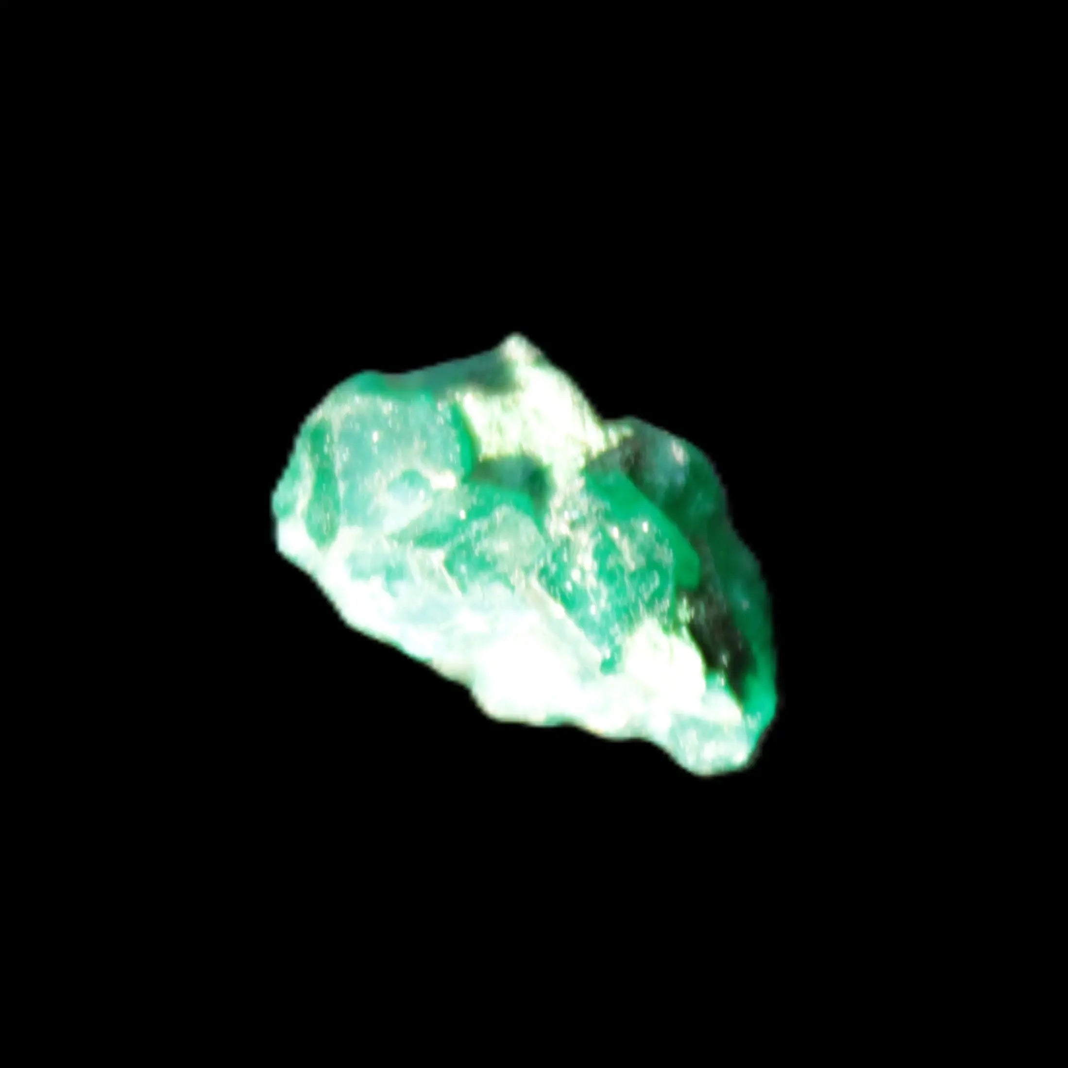 Green Dioptase Emerandine specimen 8*11*14mm from the Congo 2.1g Rocks and Things Store