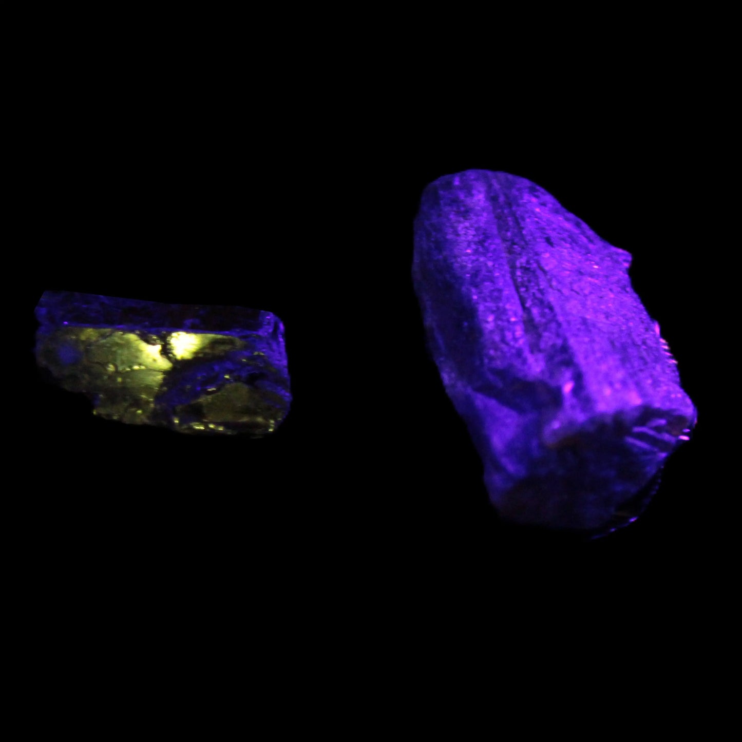 Green Tourmaline crystals 9-12g in UV light