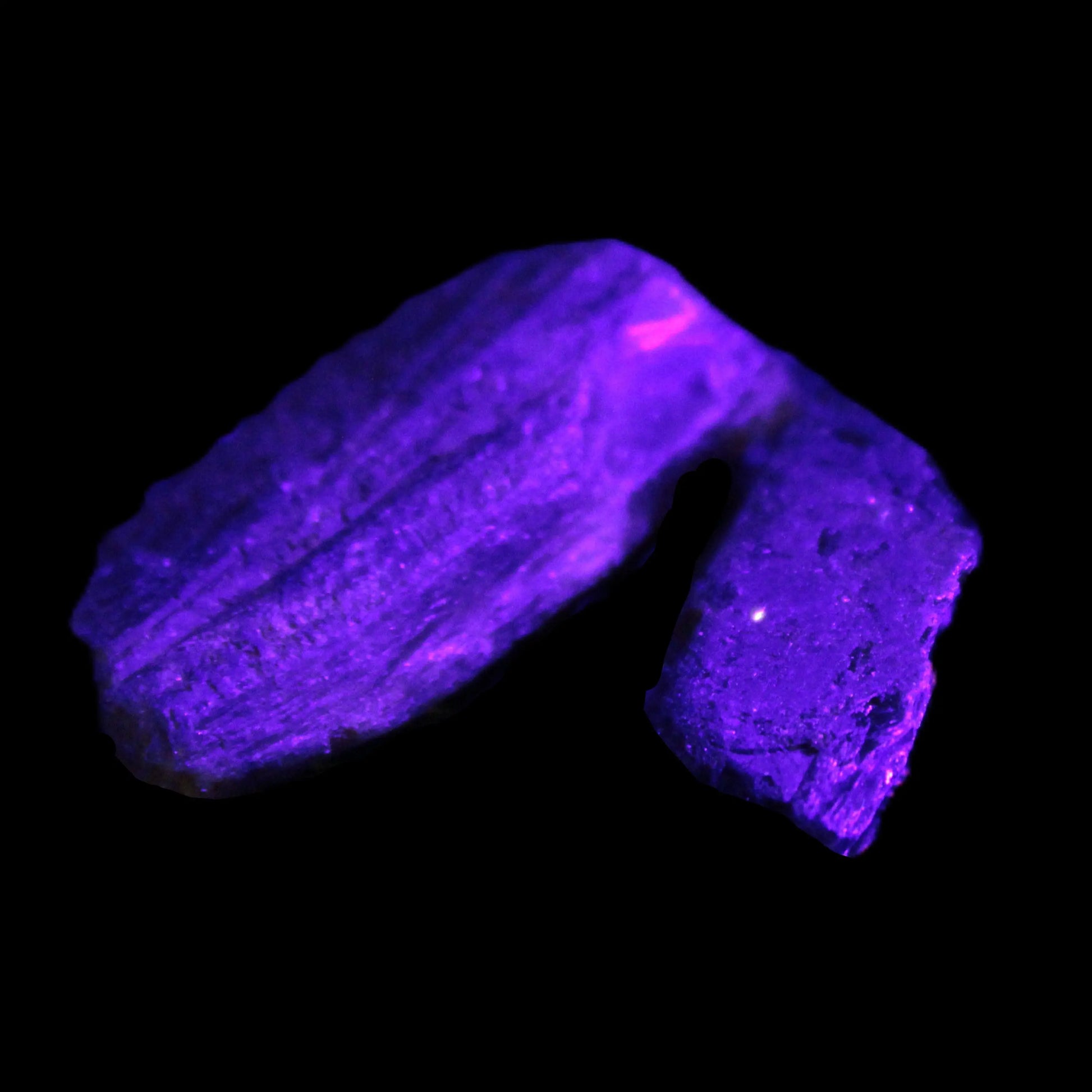 Green Tourmaline crystals 9-12g in UV light