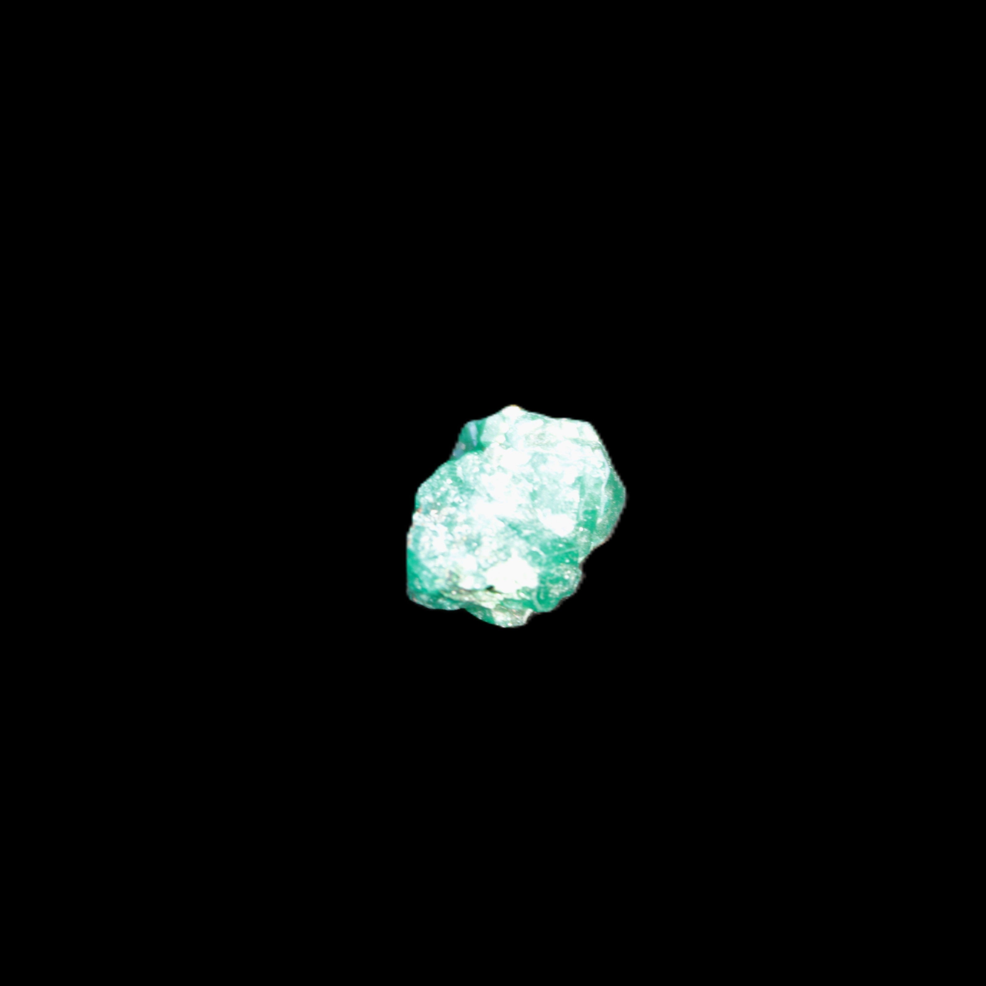 Green Dioptase Emerandine specimen 8*11*14mm from the Congo 2.1g in bright sunlight - Rocks and Things Store