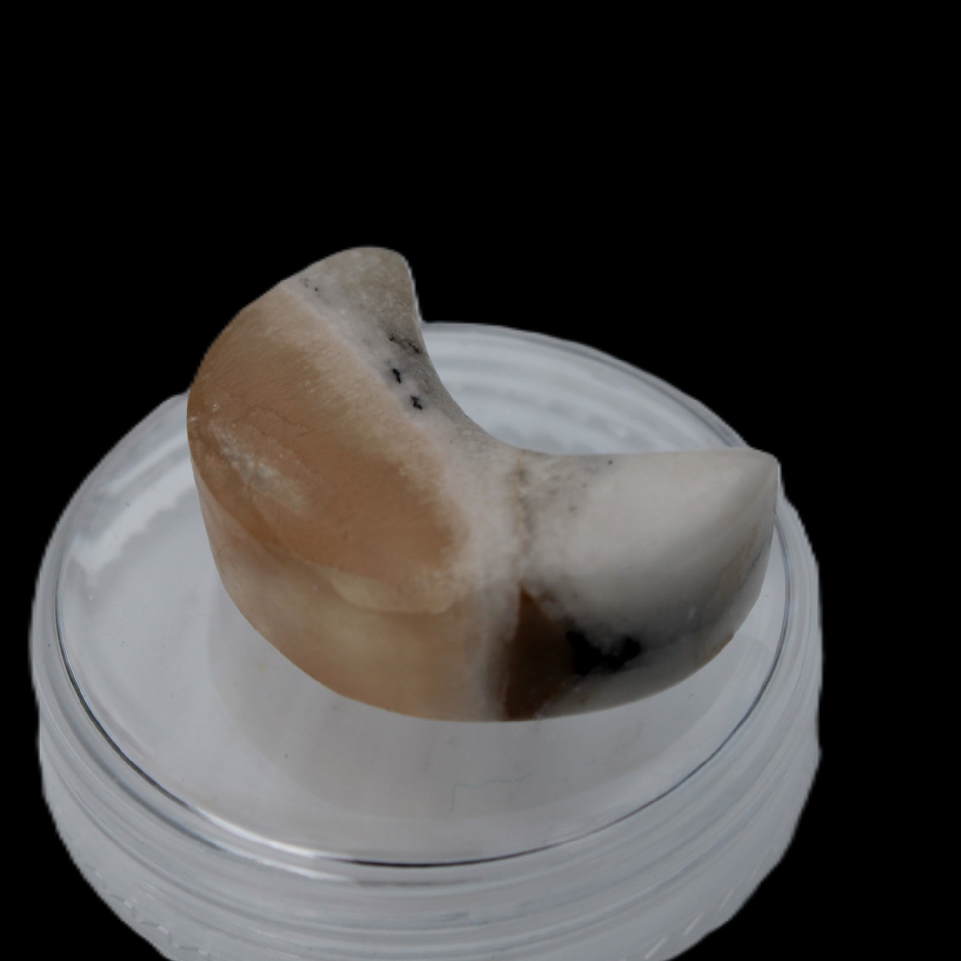 Banded Honey Calcite Cresent Moon 25-30mm 6.9-8.3g Rocks and Things