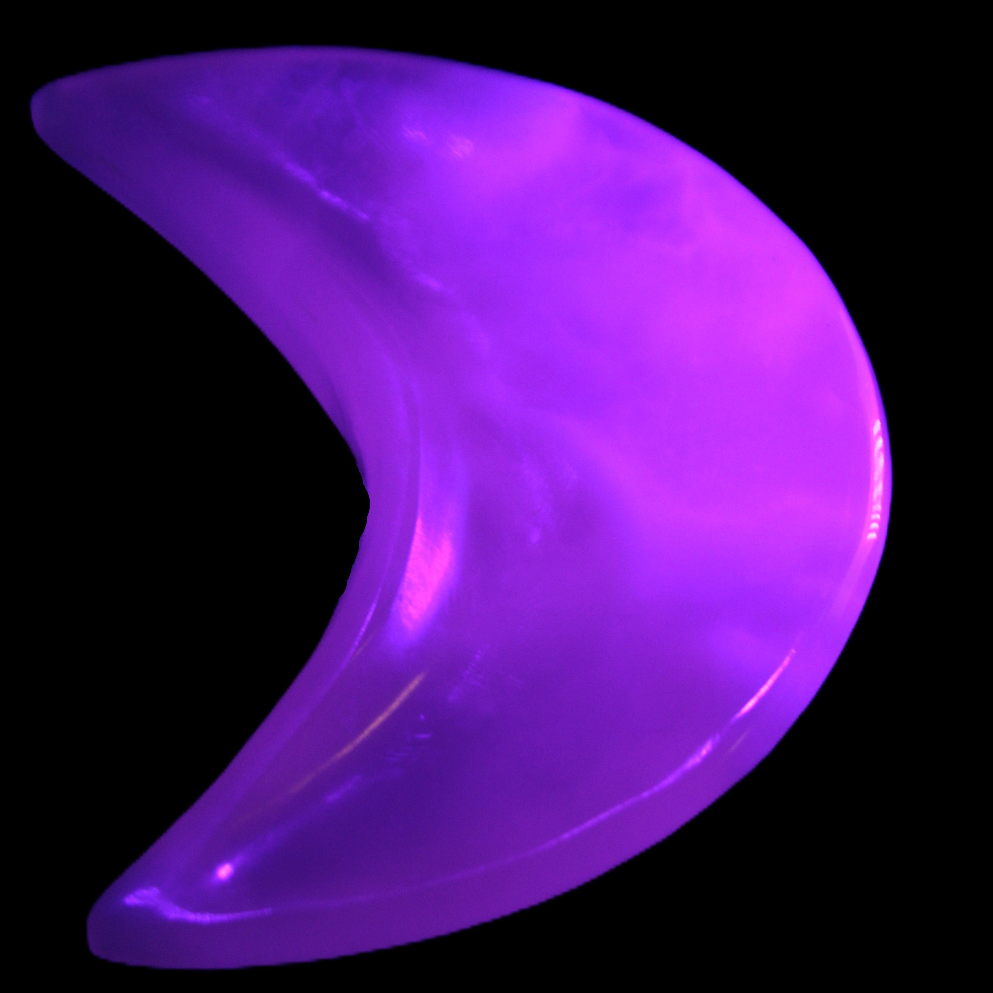 Mangano Calcite moon 72*101mm 171g Rocks and Things Store