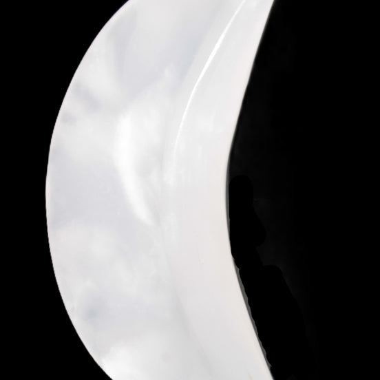Mangano Calcite moon 72*101mm 171g in sunlight - Rocks and Things Store