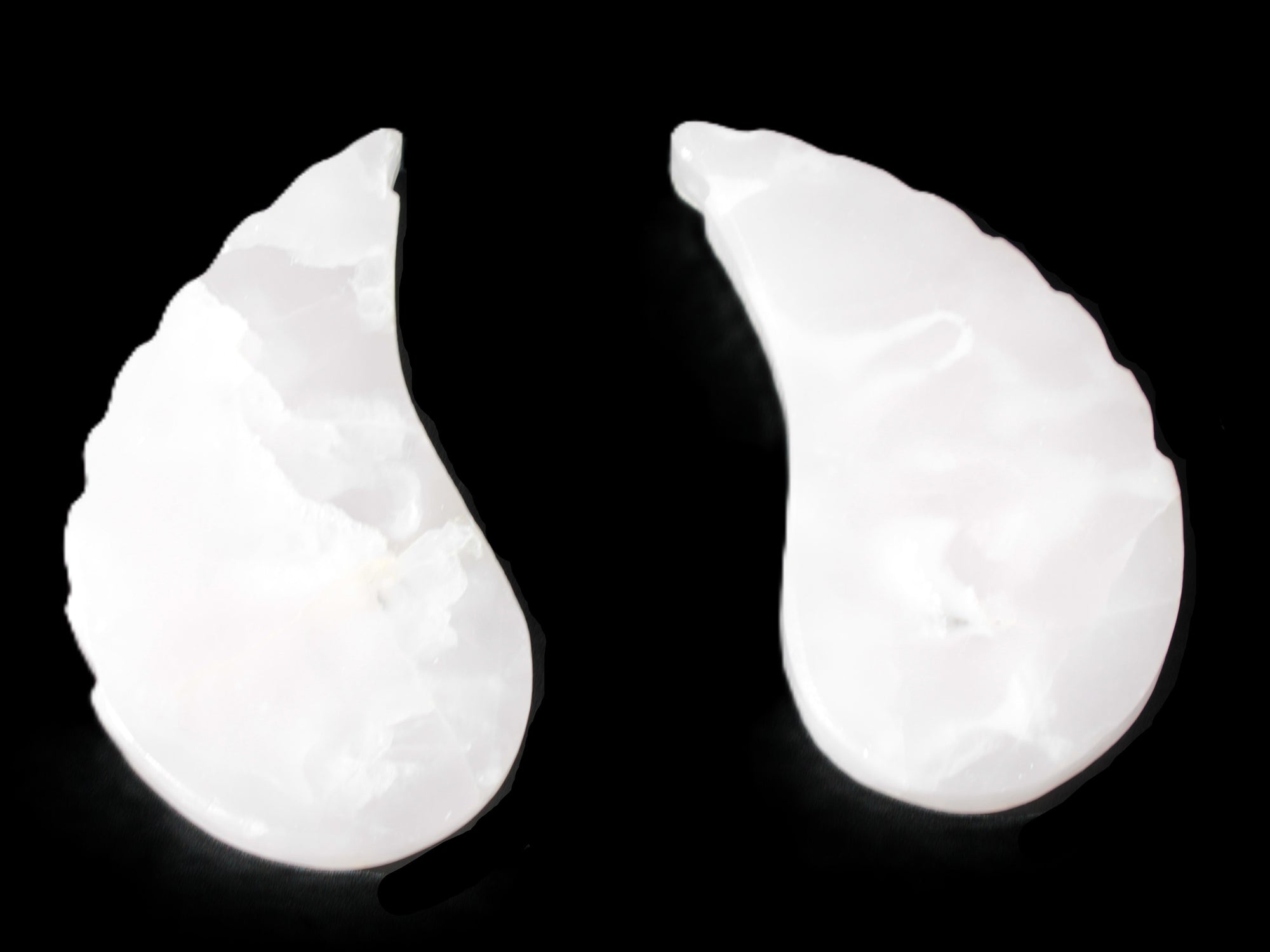 Mangano Calcite angel wings 60/62*115mm (178g & 192g) 380g Rocks and Things Store