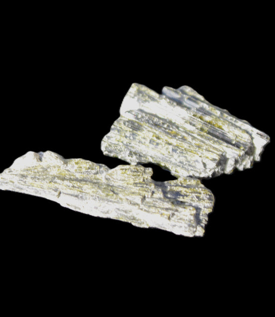 Epidote 2 crystals 32-49mm 12-15g Rocks and Things