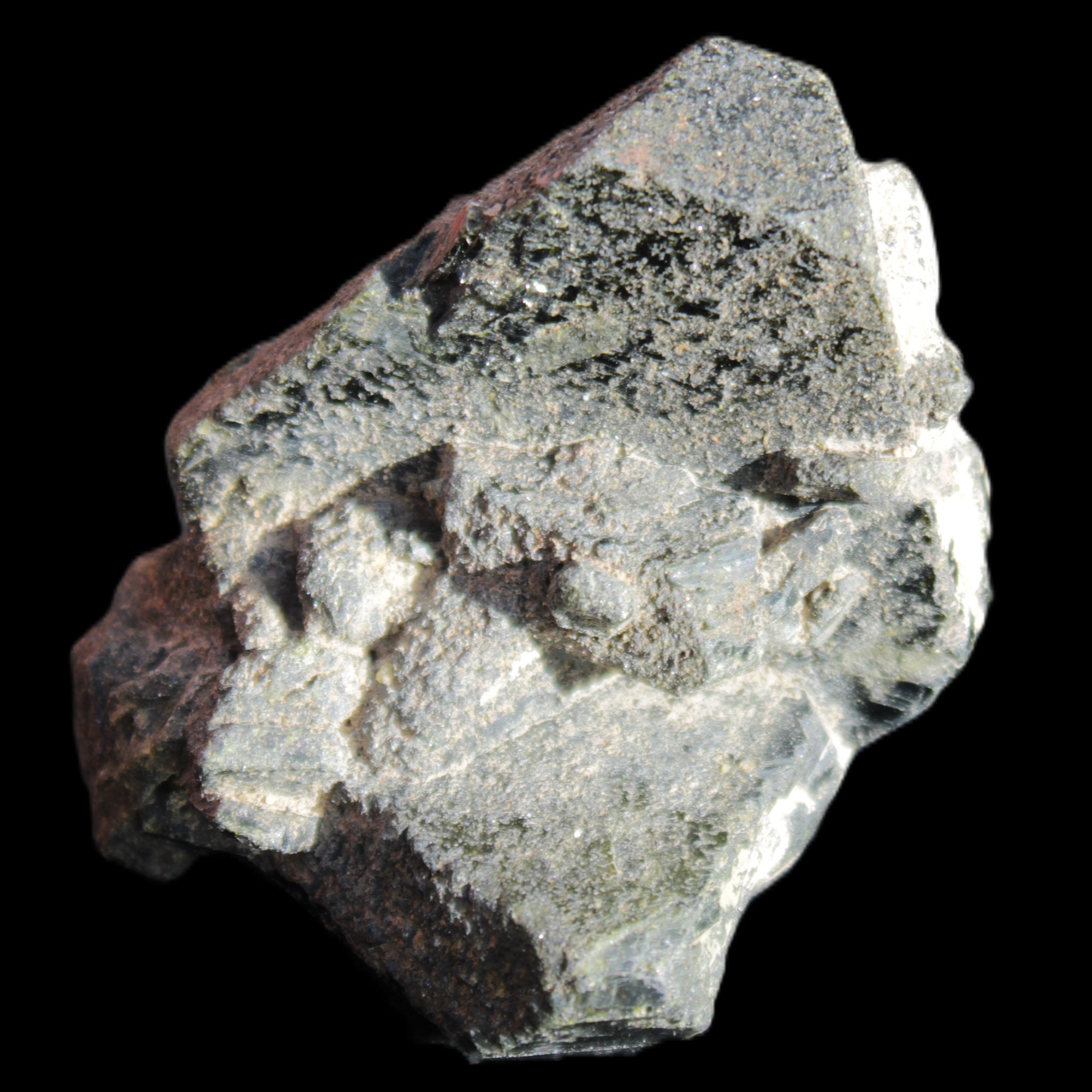 Magnificent Epidote cluster specimen from Afghanistan 66*45*58mm 135.9g