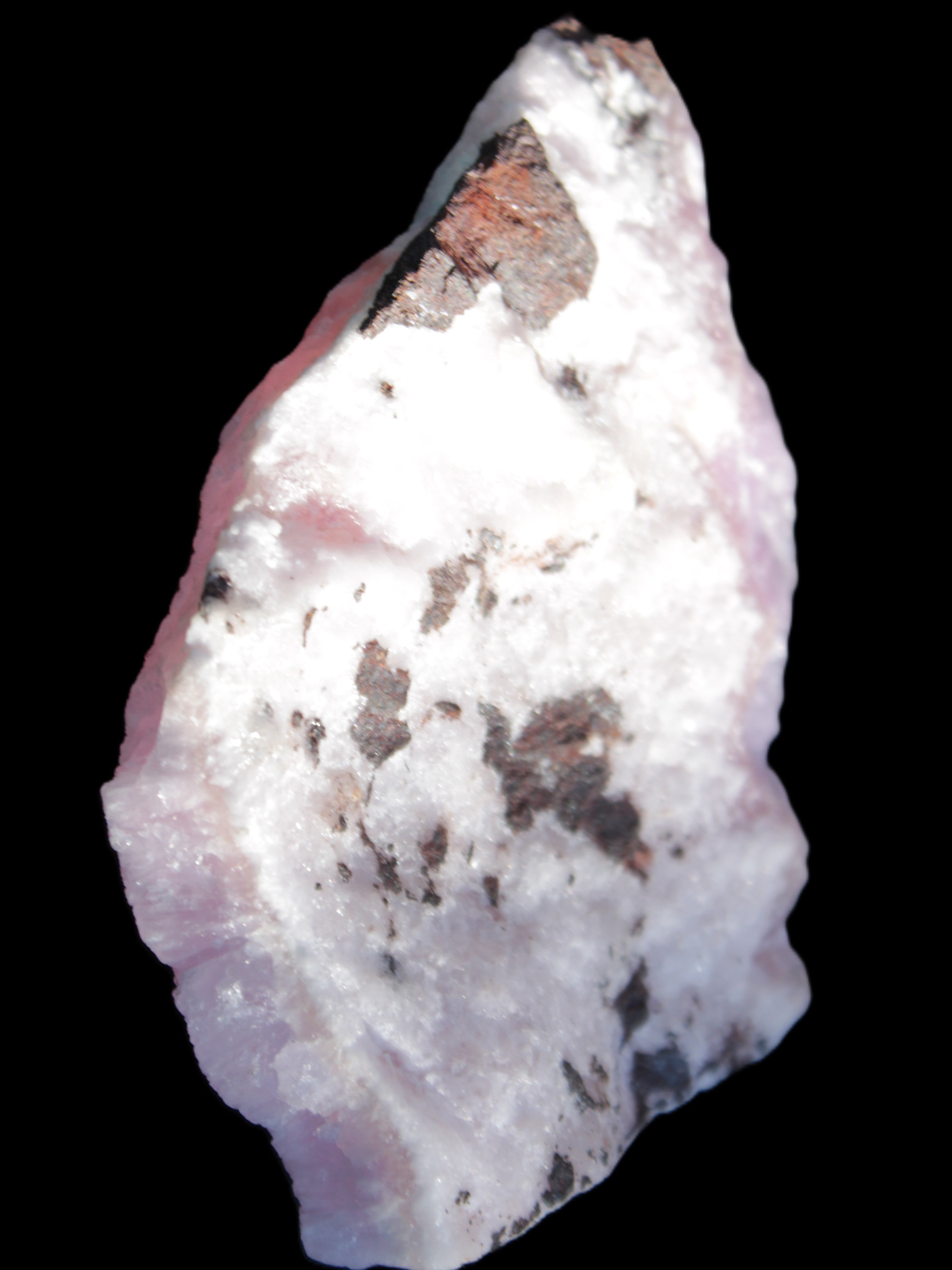 Pink Aragonite specimen 98*12*67mm 129.5g in sunlight - Rocks and Things Store