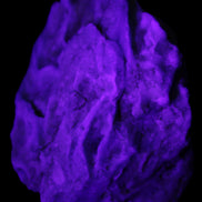 Blue Aragonite Caribbean Calcite specimen 97*53*85mm 395g in UV light - Rocks and Things Store