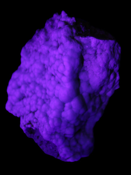 Blue Aragonite Caribbean Calcite specimen 95*48*68mm 352.2g in UV light - Rocks and Things Store