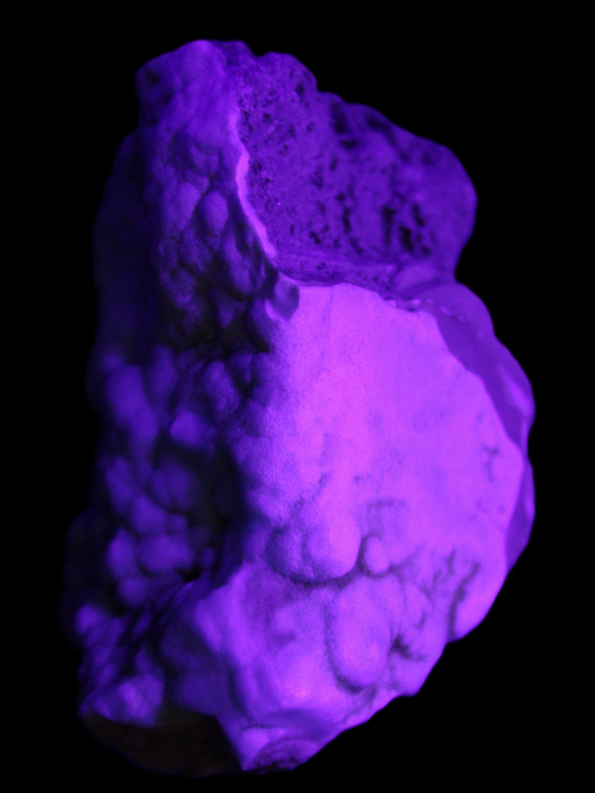 Blue Aragonite Caribbean Calcite specimen 95*48*68mm 352.2g in UV light - Rocks and Things Store
