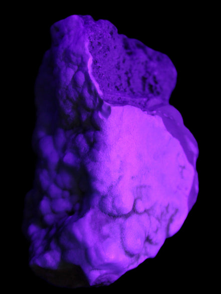 Blue Aragonite Caribbean Calcite specimen 95*48*68mm 352.2g in UV light - Rocks and Things Store