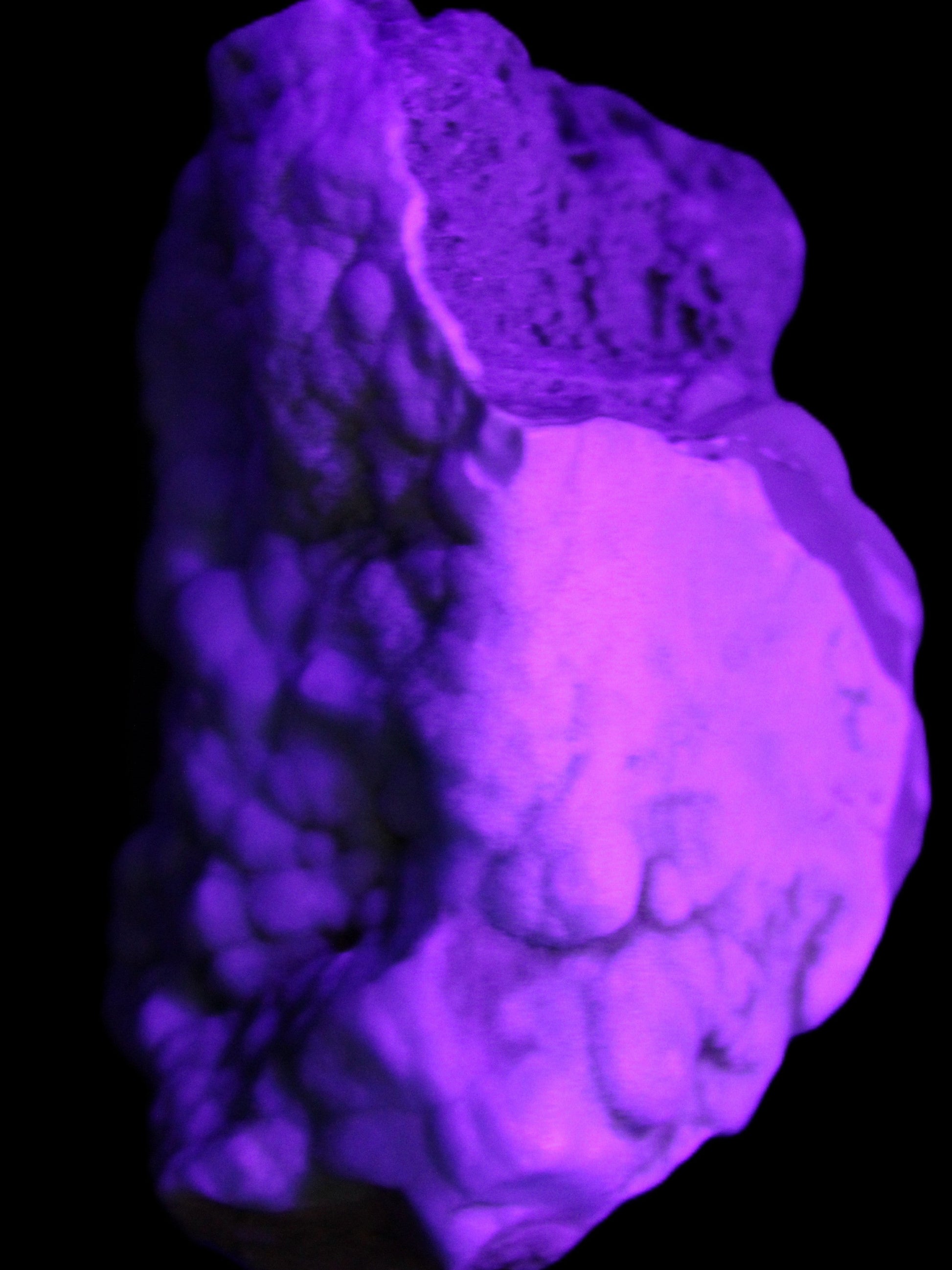 Blue Aragonite Caribbean Calcite specimen 95*48*68mm 352.2g in UV light - Rocks and Things Store