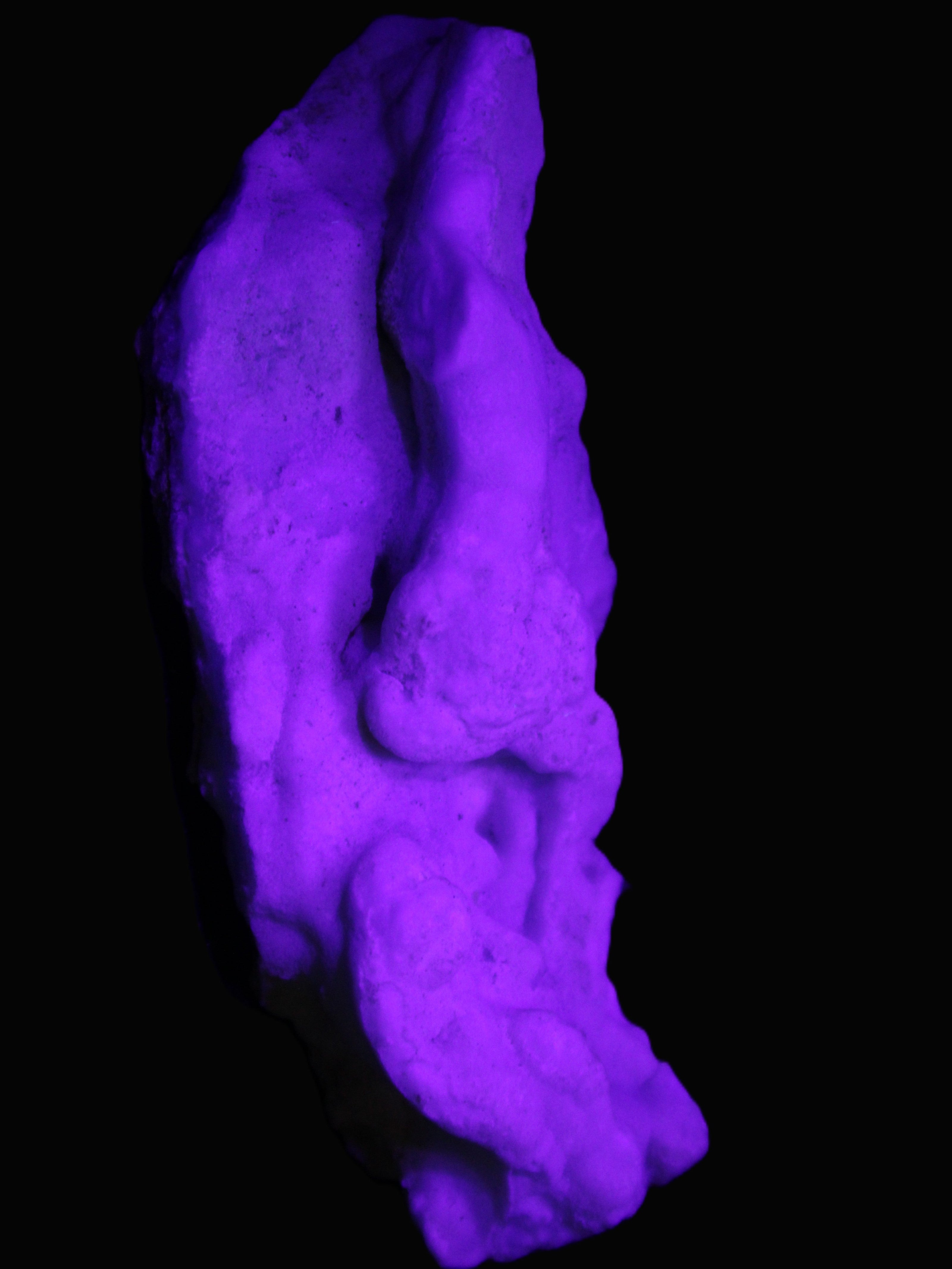 Blue Aragonite specimen 102*22*42mm 100g in UV light - Rocks and Things Store