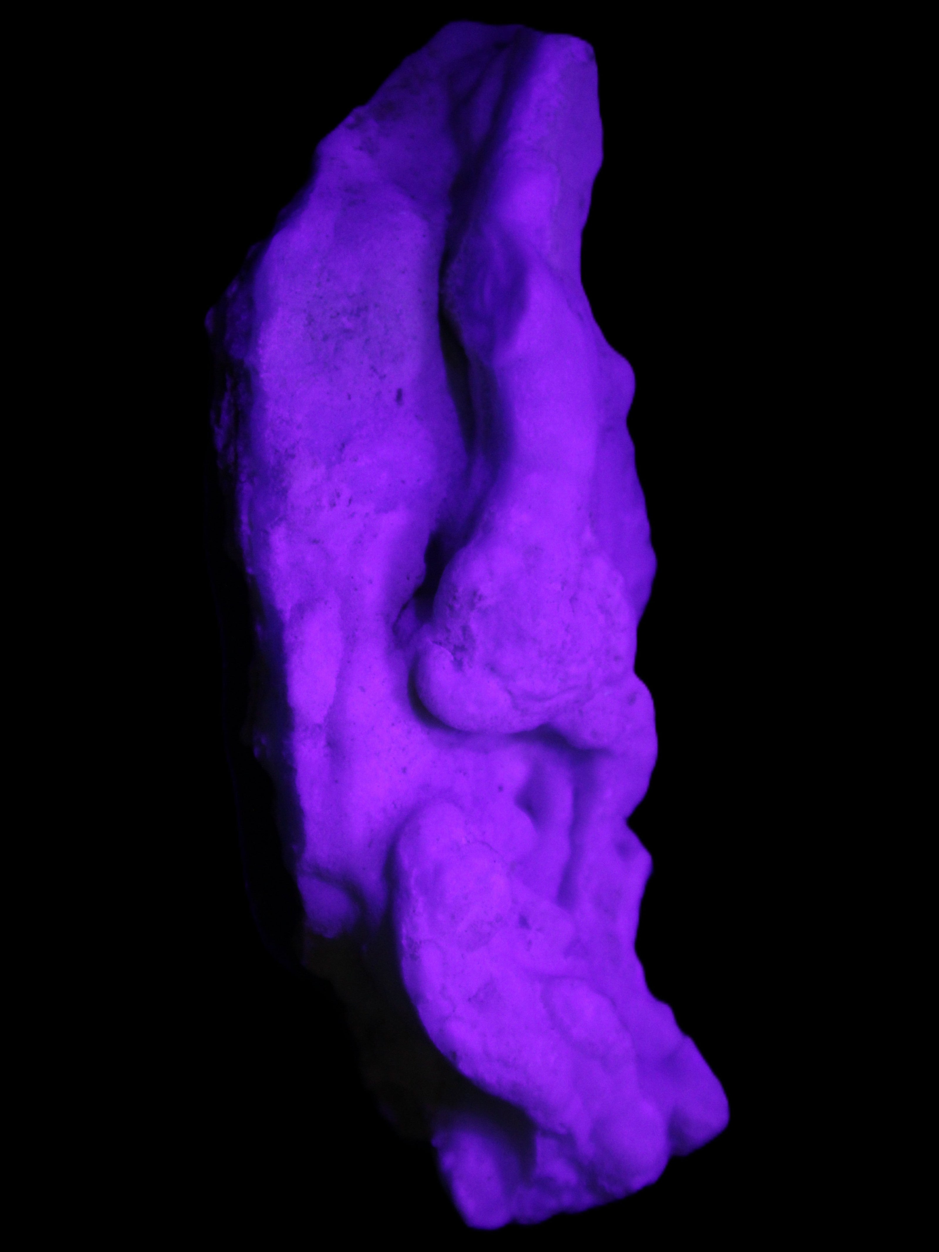 Blue Aragonite specimen 102*22*42mm 100g in UV light - Rocks and Things Store