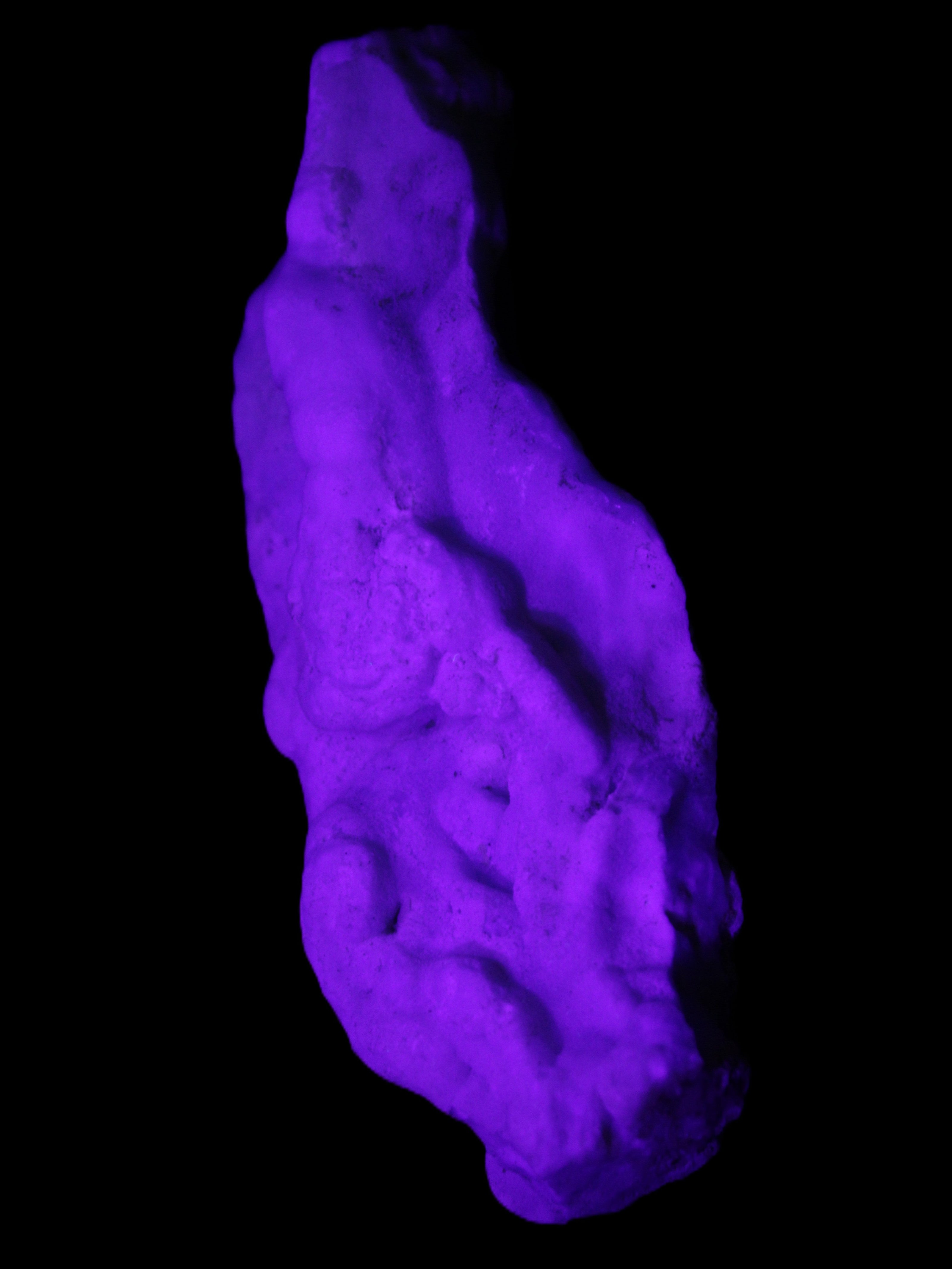 Blue Aragonite specimen 102*22*42mm 100g in UV light - Rocks and Things Store