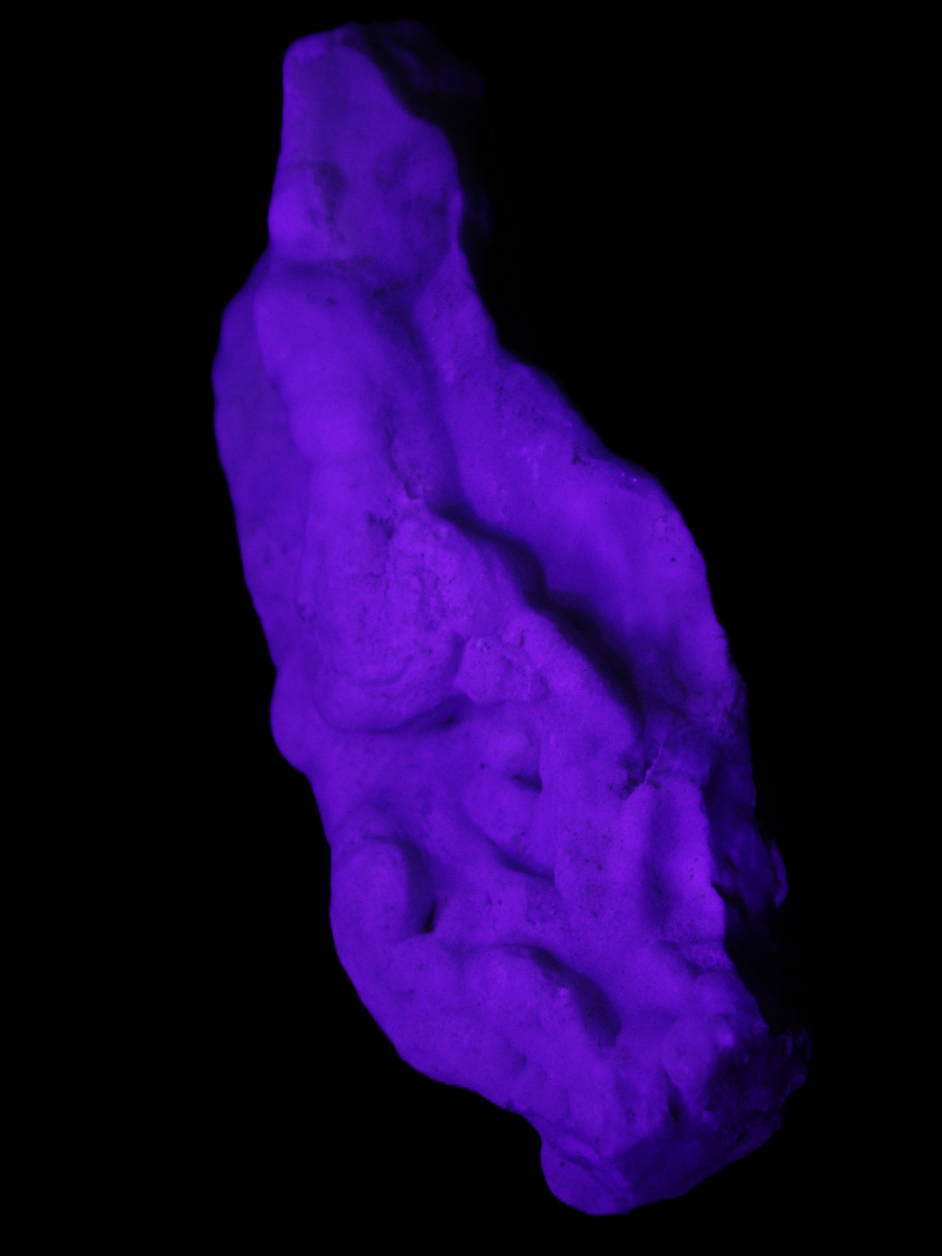 Blue Aragonite specimen 102*22*42mm 100g in UV light - Rocks and Things Store