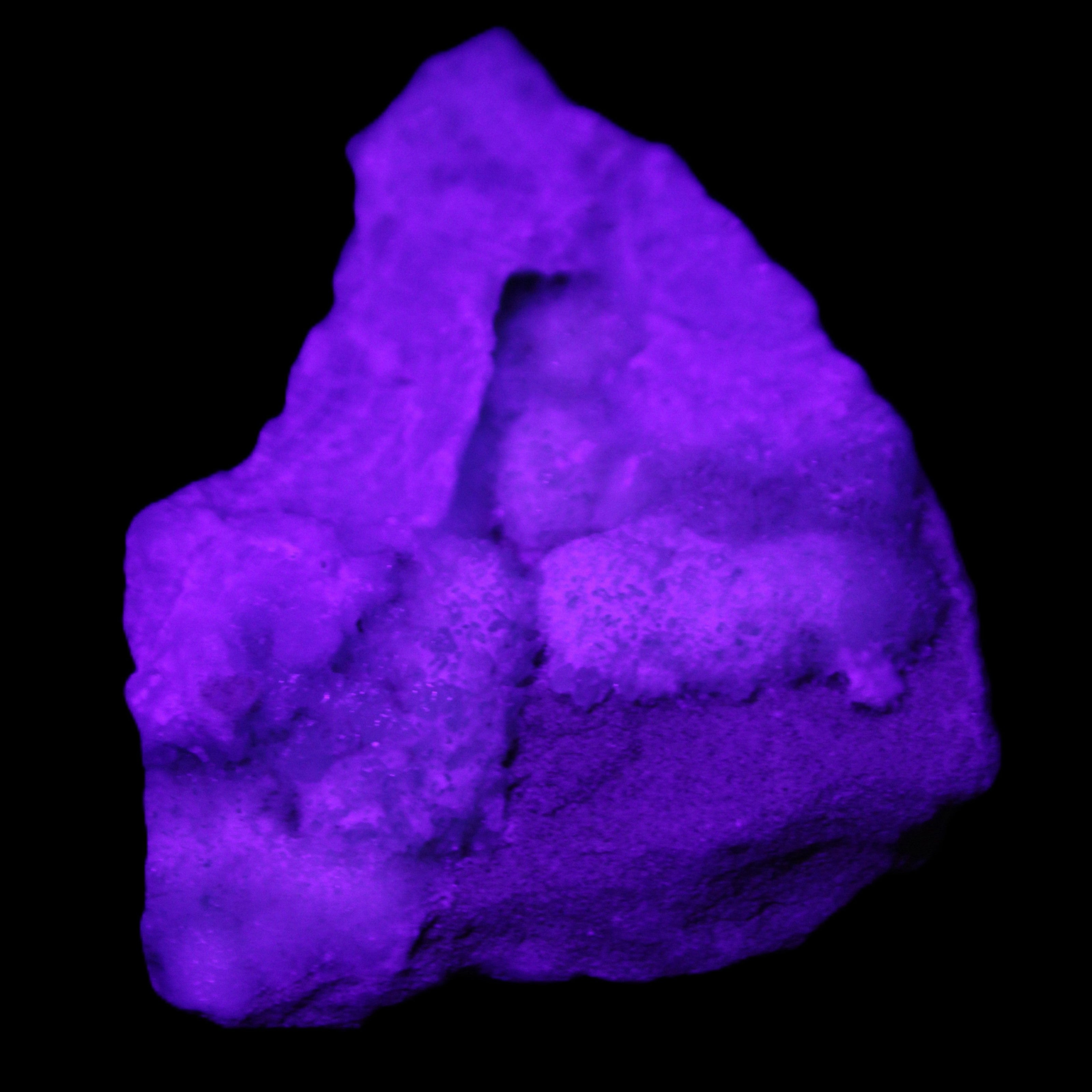 Blue Aragonite specimen 85*23*65mm 122g in UV light - Rocks and Things Store