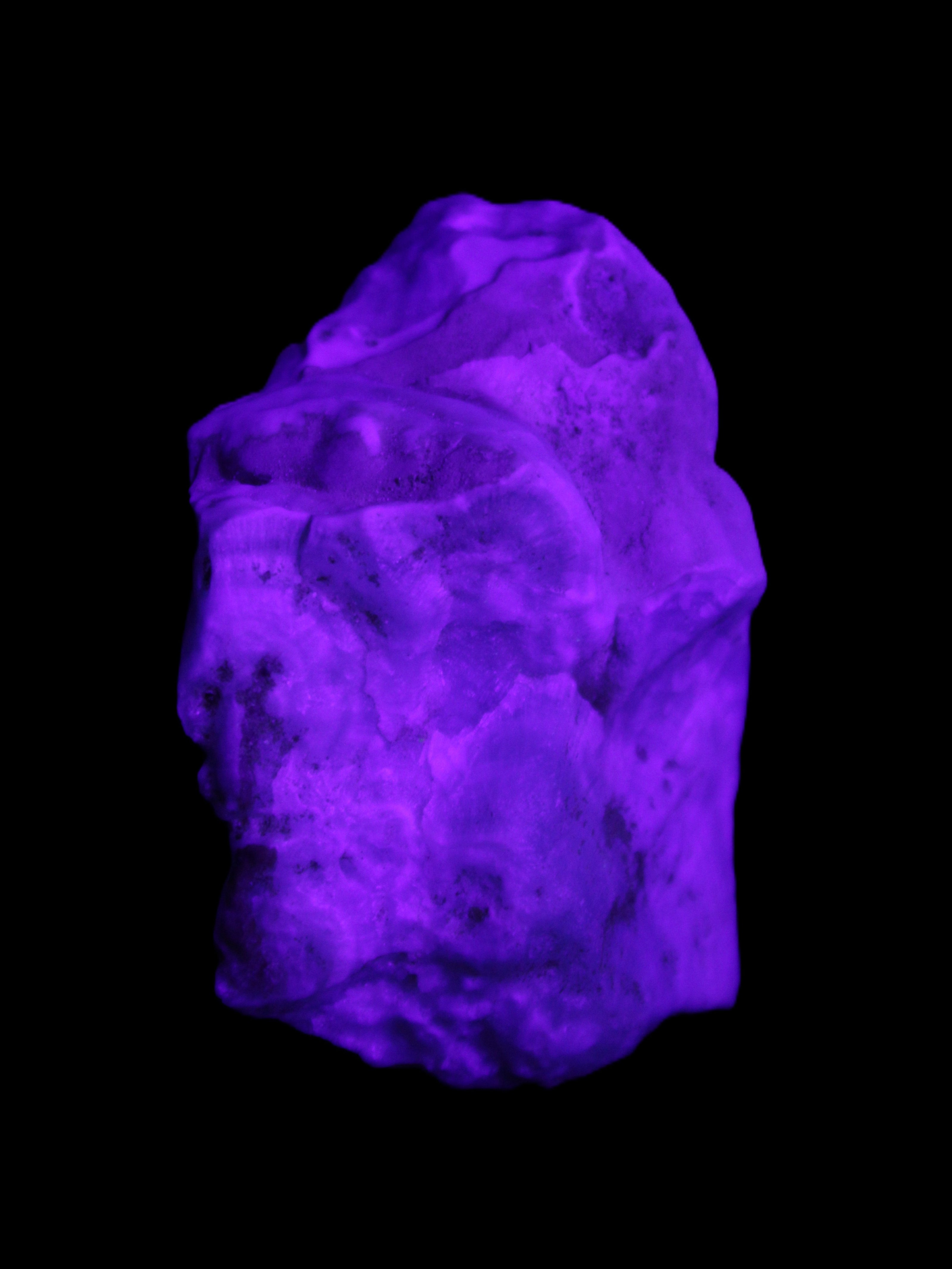 Blue Aragonite specimen 68*25*51mm 84.5g in UV light - Rocks and Things Store