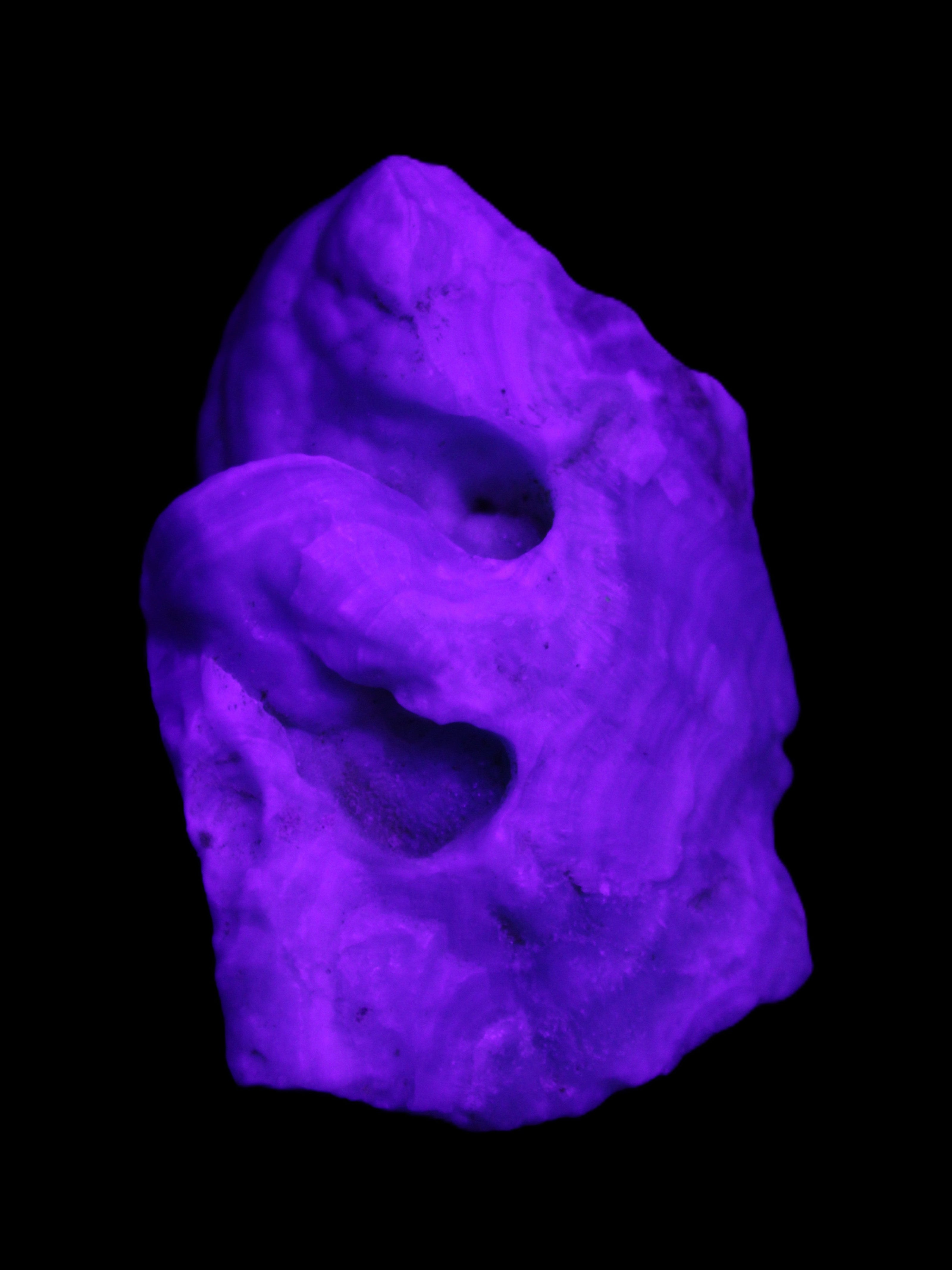 Blue Aragonite specimen 68*25*51mm 84.5g in UV light - Rocks and Things Store