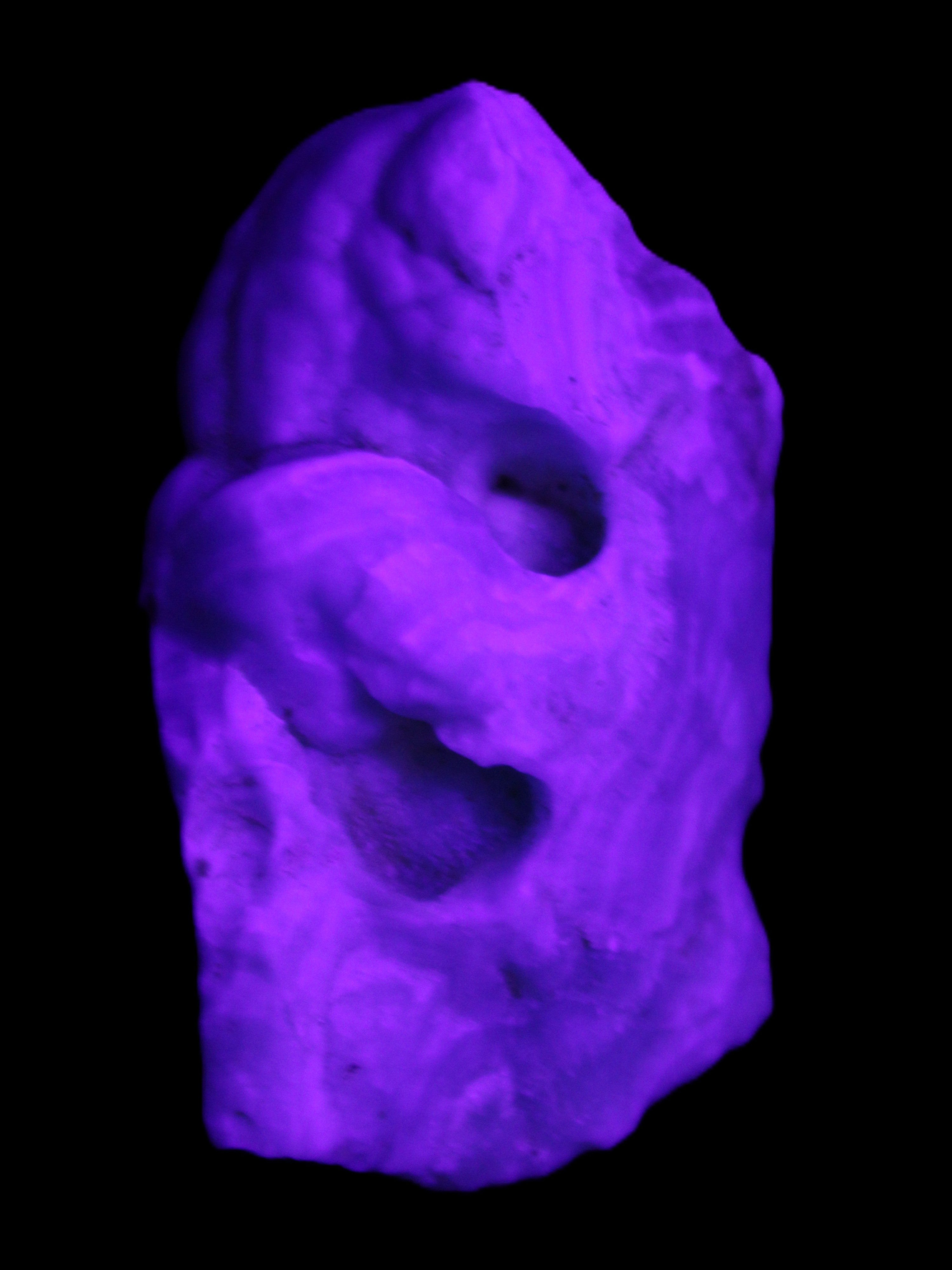 Blue Aragonite specimen 68*25*51mm 84.5g in UV light - Rocks and Things Store