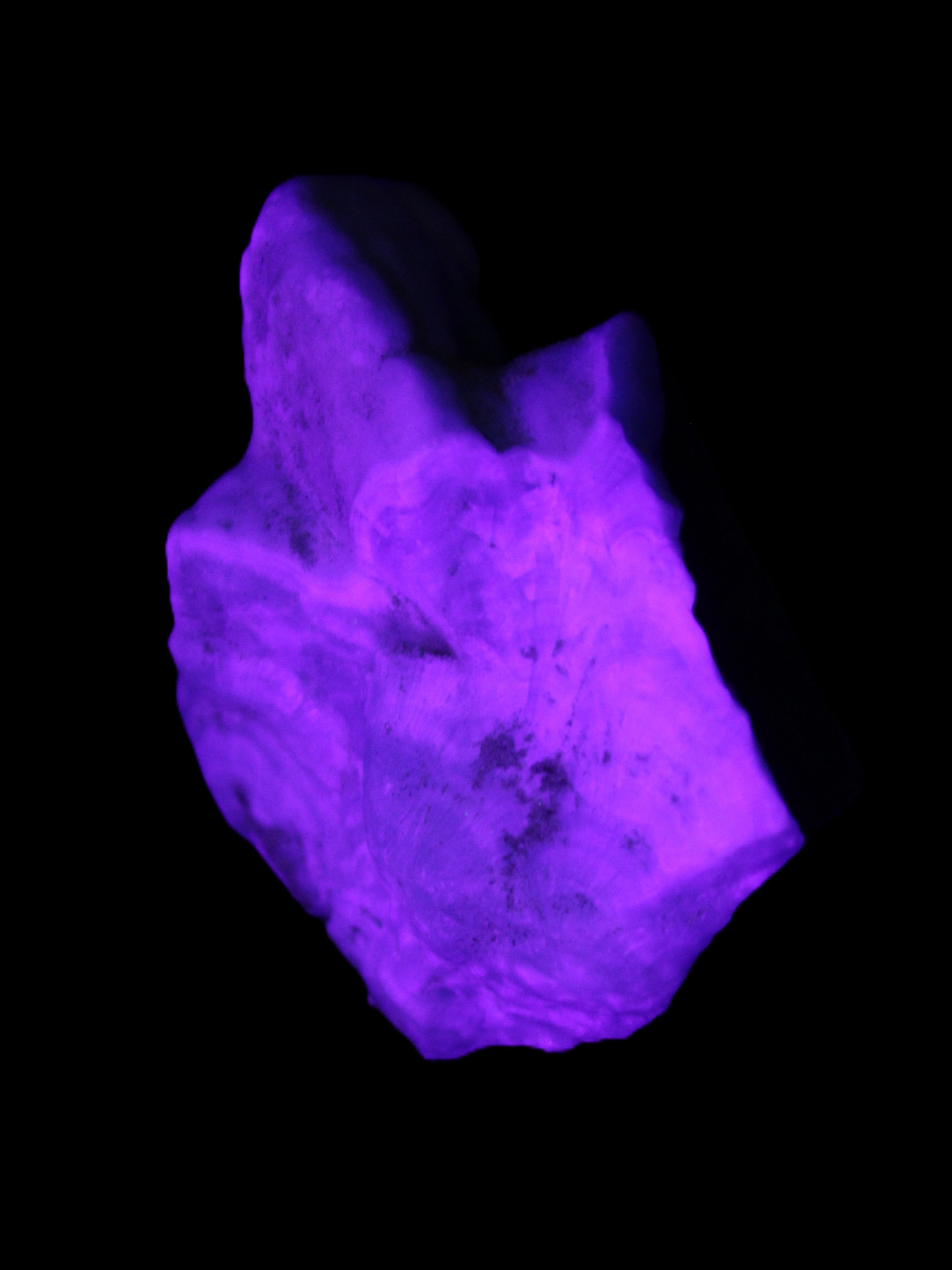 Blue Aragonite specimen 68*25*51mm 84.5g in UV light - Rocks and Things Store