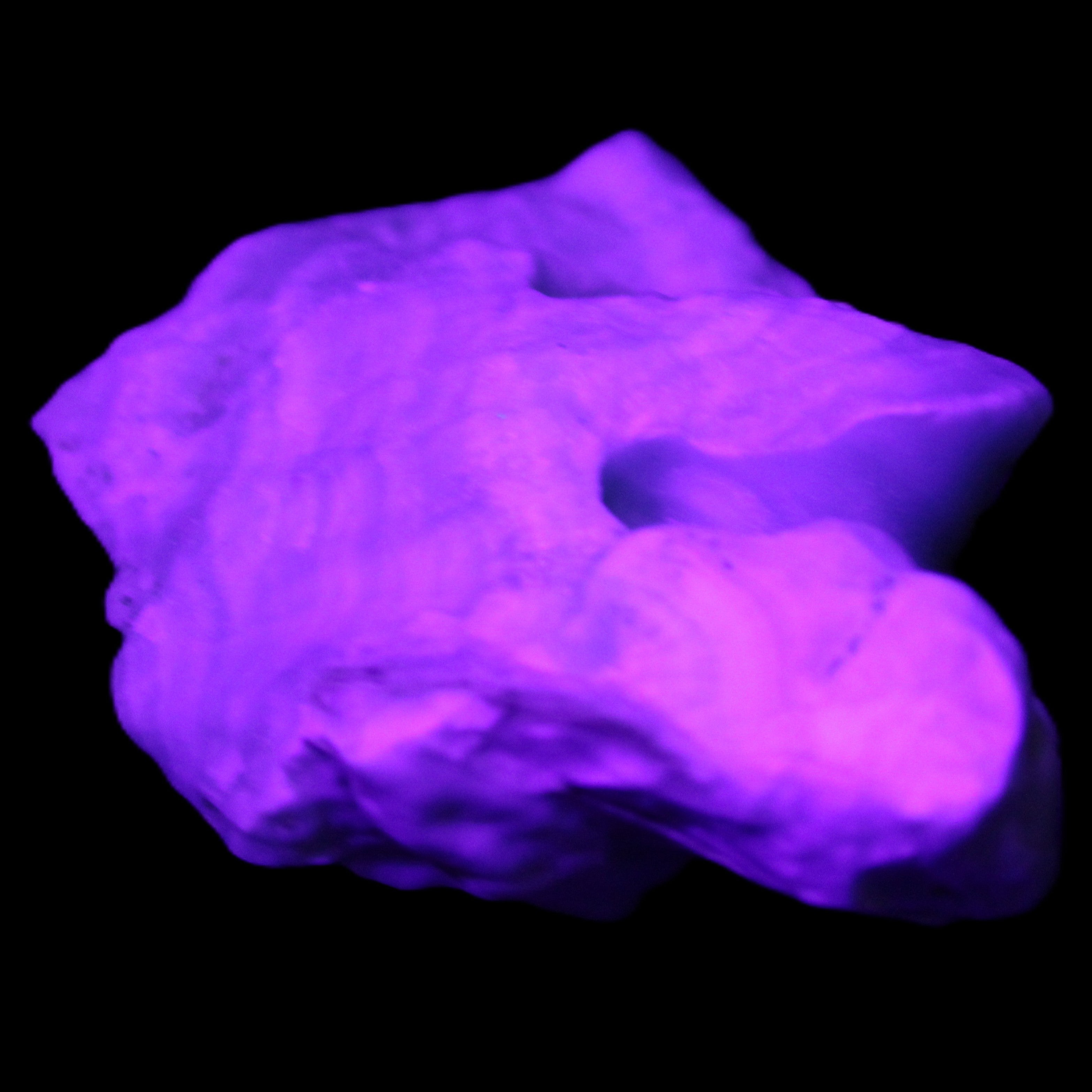 Blue Aragonite specimen 68*25*51mm 84.5g in UV light - Rocks and Things Store