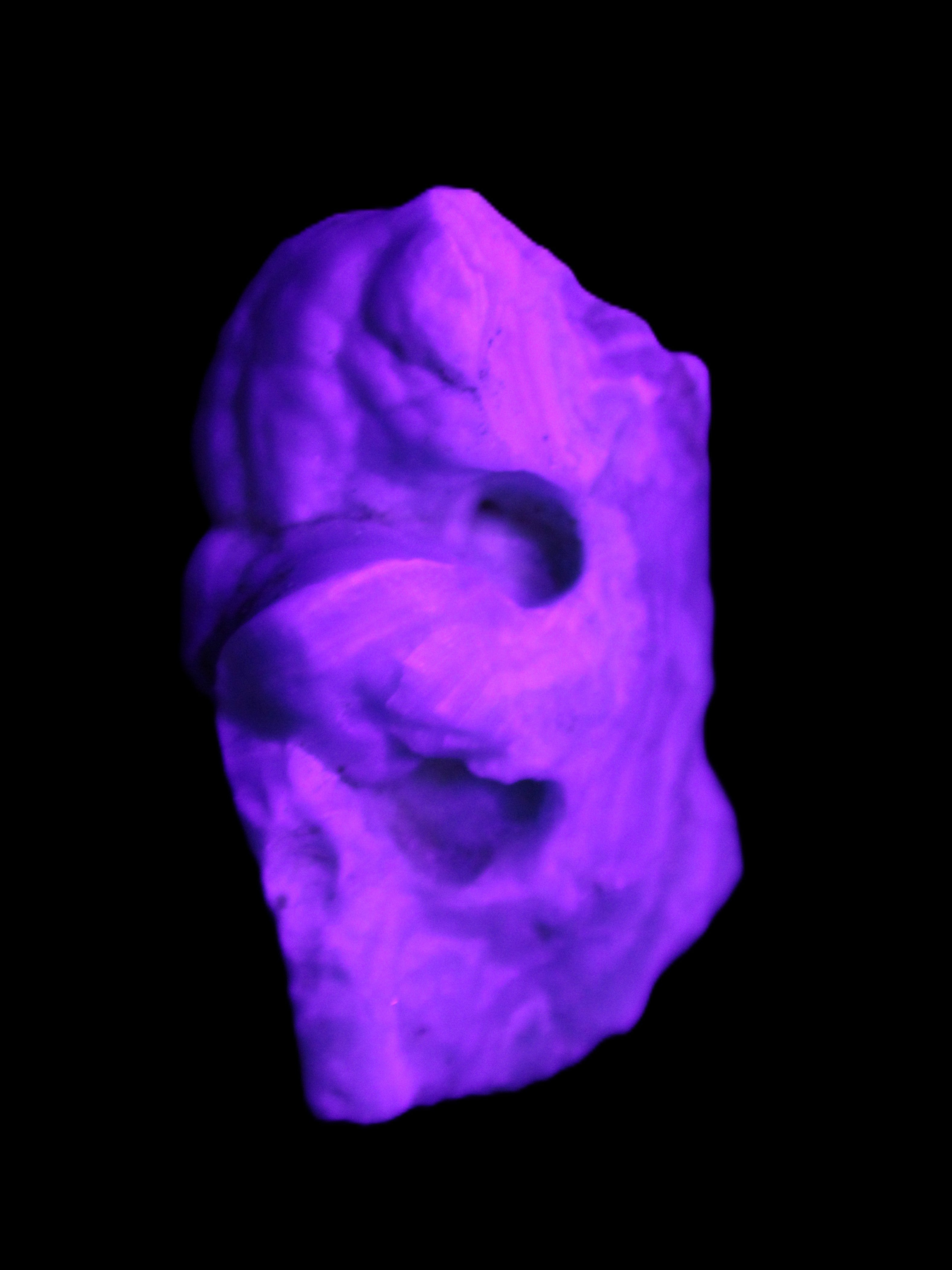 Blue Aragonite specimen 68*25*51mm 84.5g in UV light - Rocks and Things Store