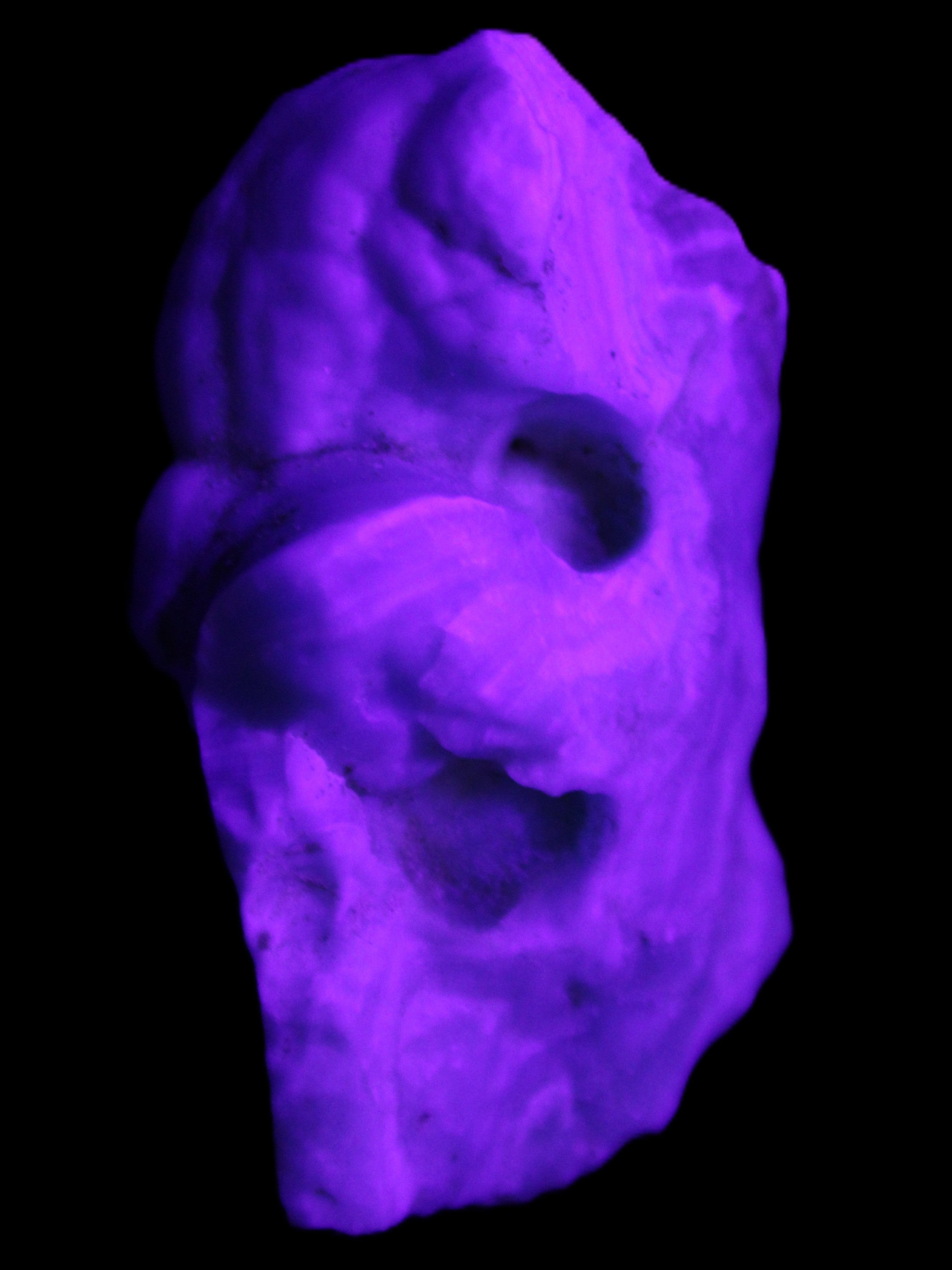 Blue Aragonite specimen 68*25*51mm 84.5g in UV light - Rocks and Things Store