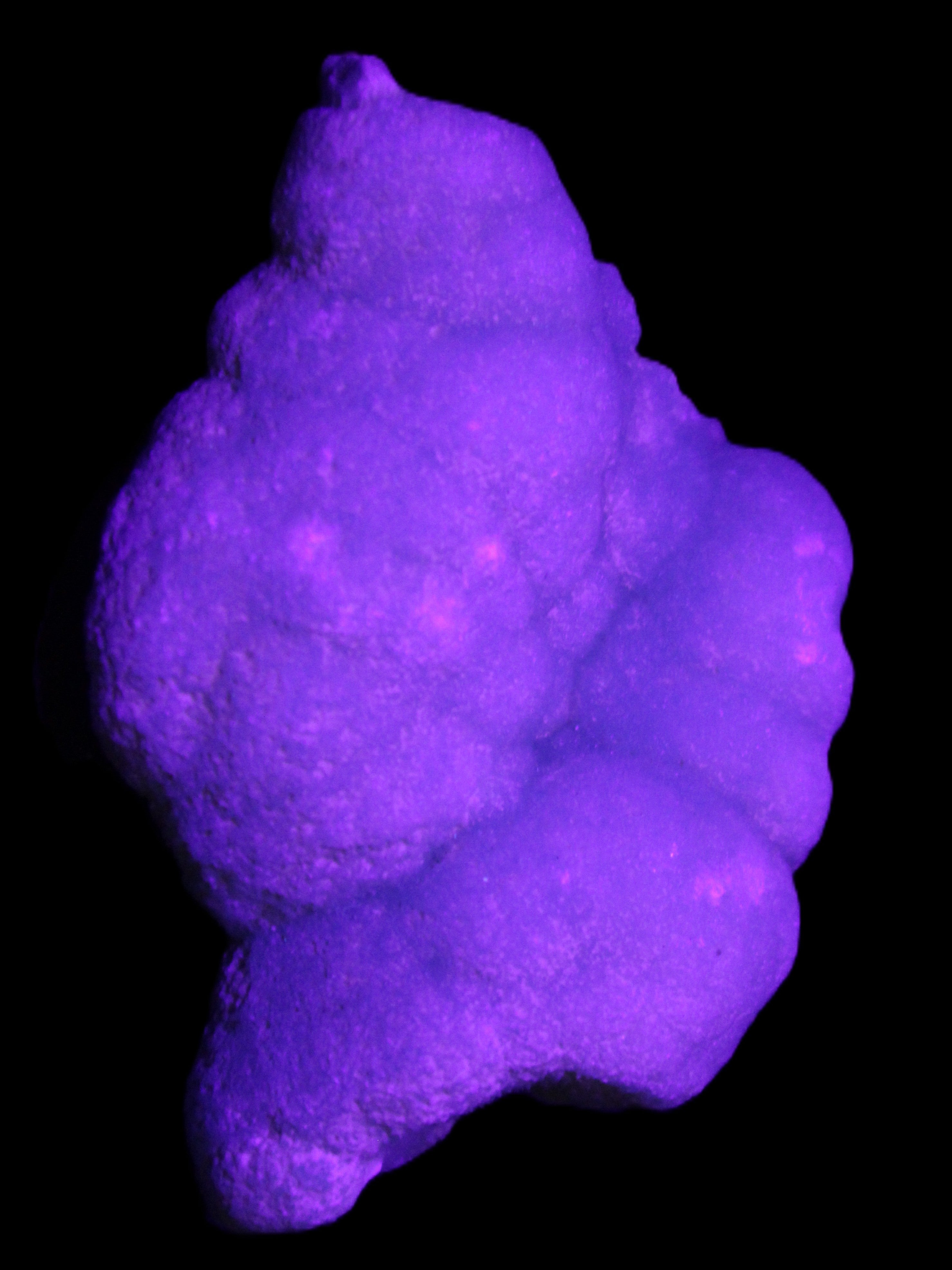 Blue Aragonite specimen 73*22*53mm 100g in UV light - Rocks and Things Store