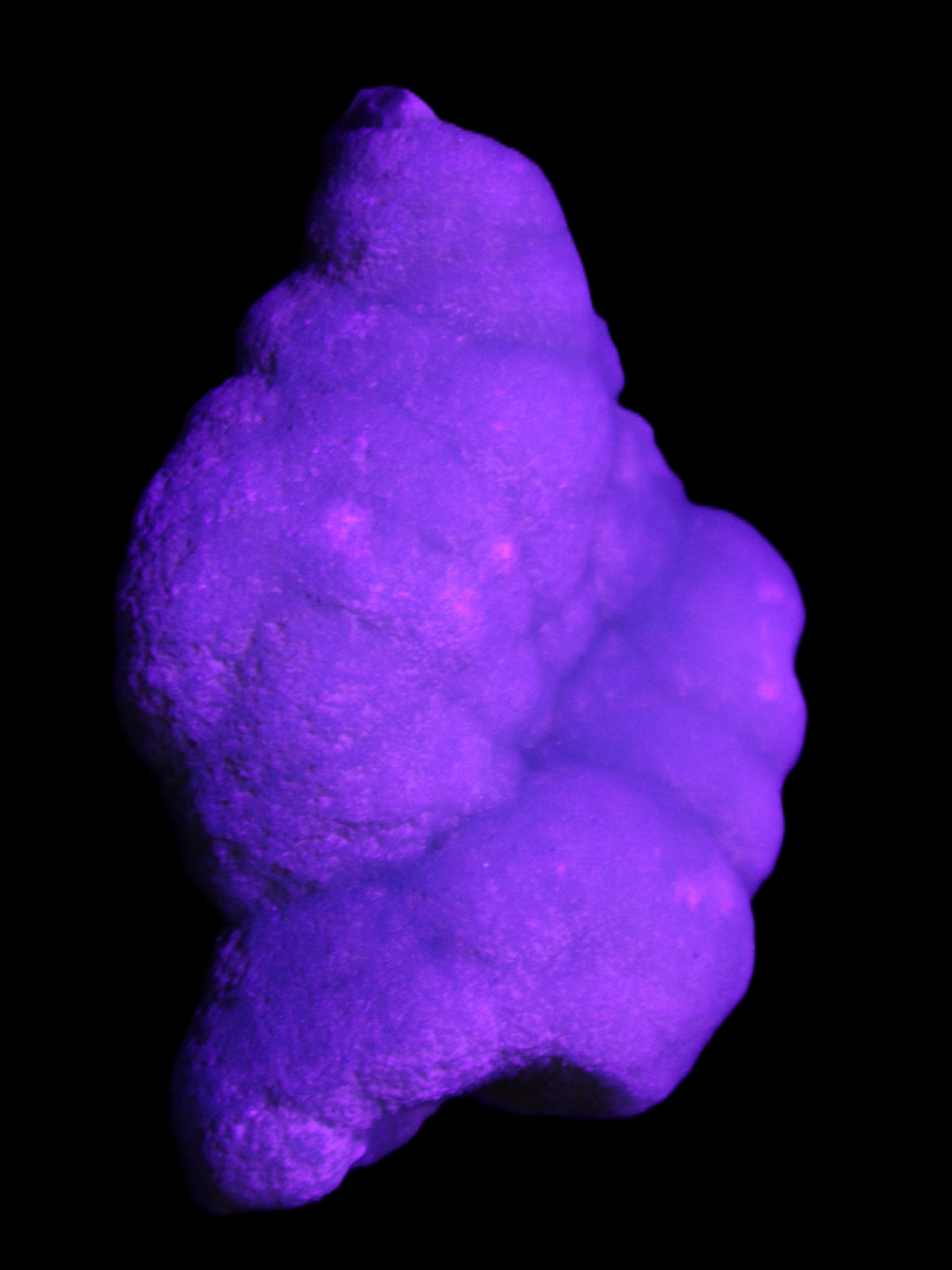 Blue Aragonite specimen 73*22*53mm 100g in UV light - Rocks and Things Store