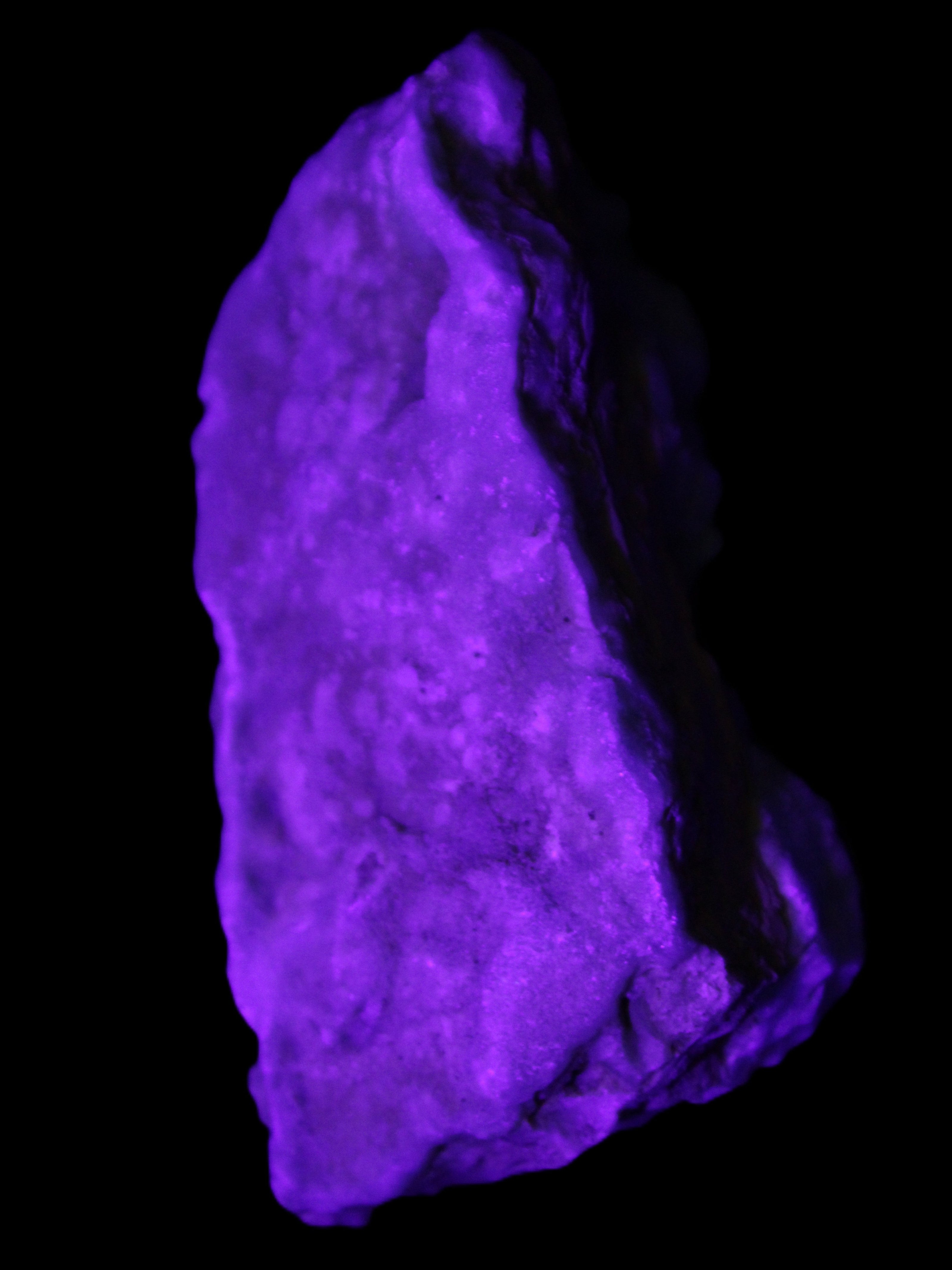 Blue Aragonite specimen 102*21*70mm 185g in UV light - Rocks and Things Store