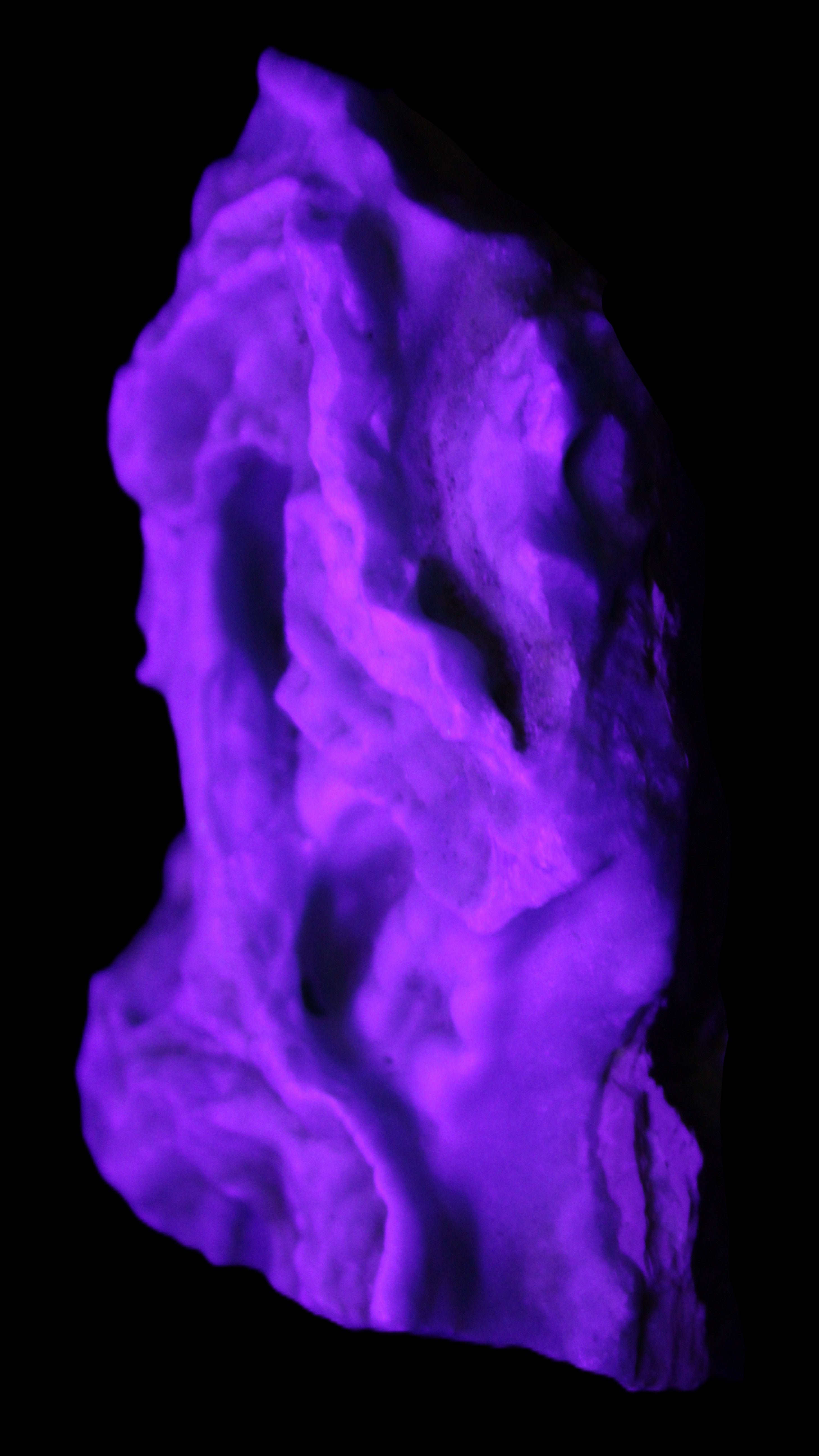 Blue Aragonite specimen 102*21*70mm 185g in UV light - Rocks and Things Store