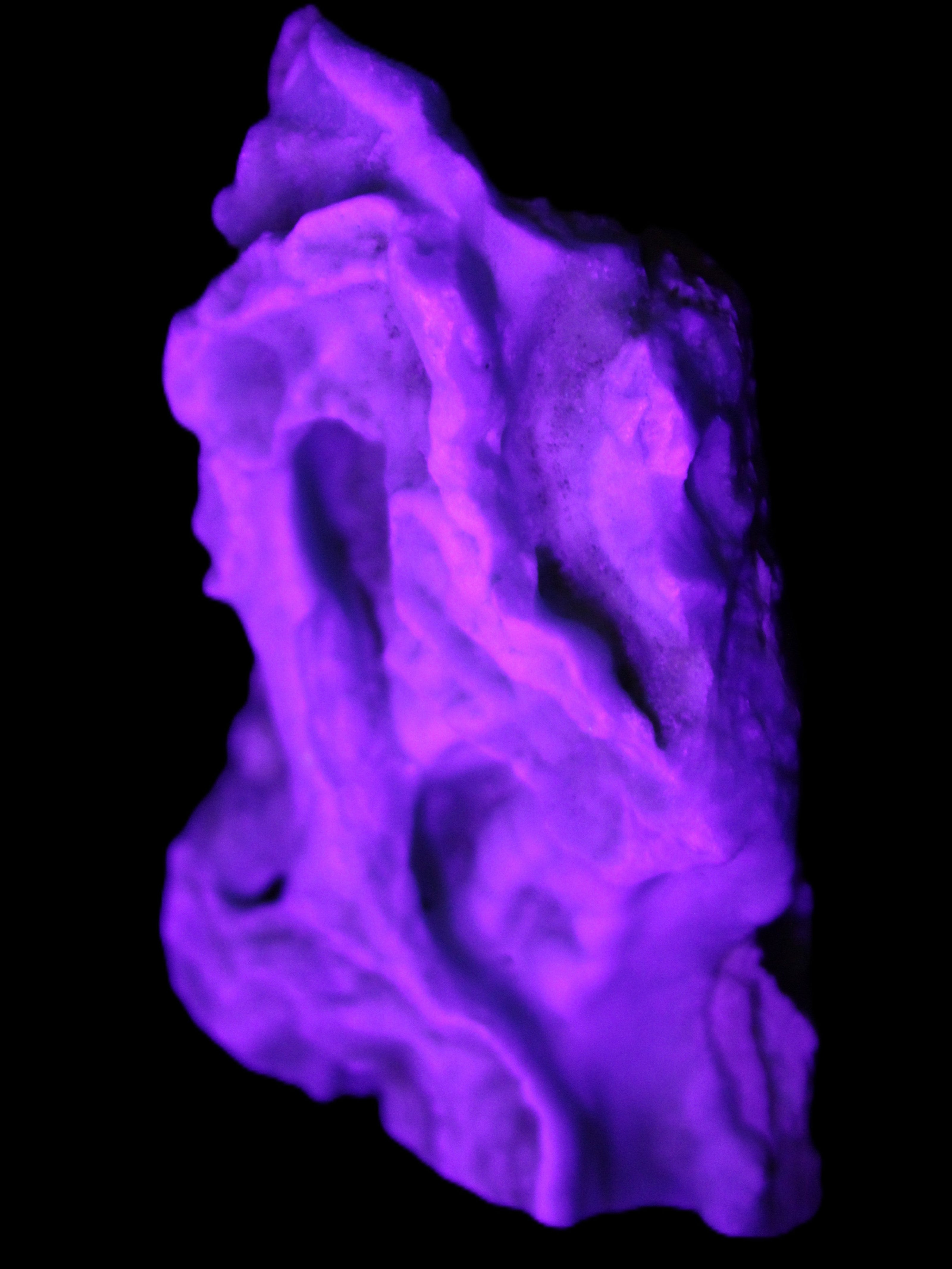 Blue Aragonite specimen 102*21*70mm 185g in sunlight - Rocks and Things Store