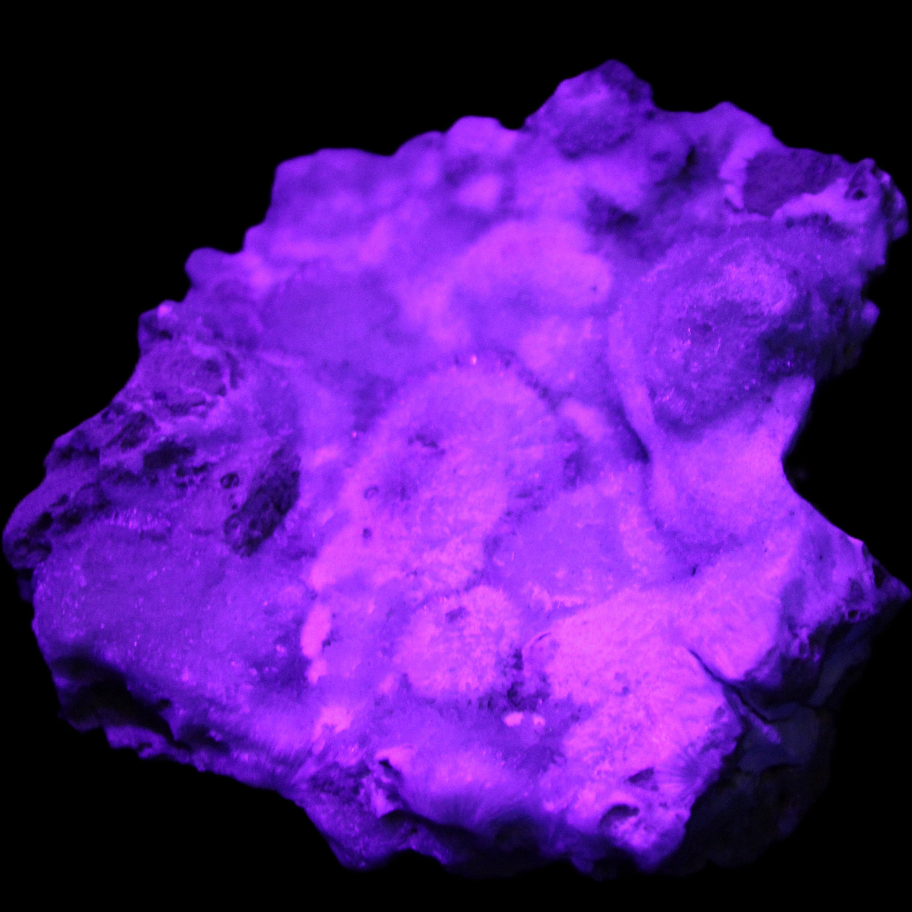 Blue Aragonite Caribbean Calcite specimen 95*55*93mm 343g in sunlight - Rocks and Things Store