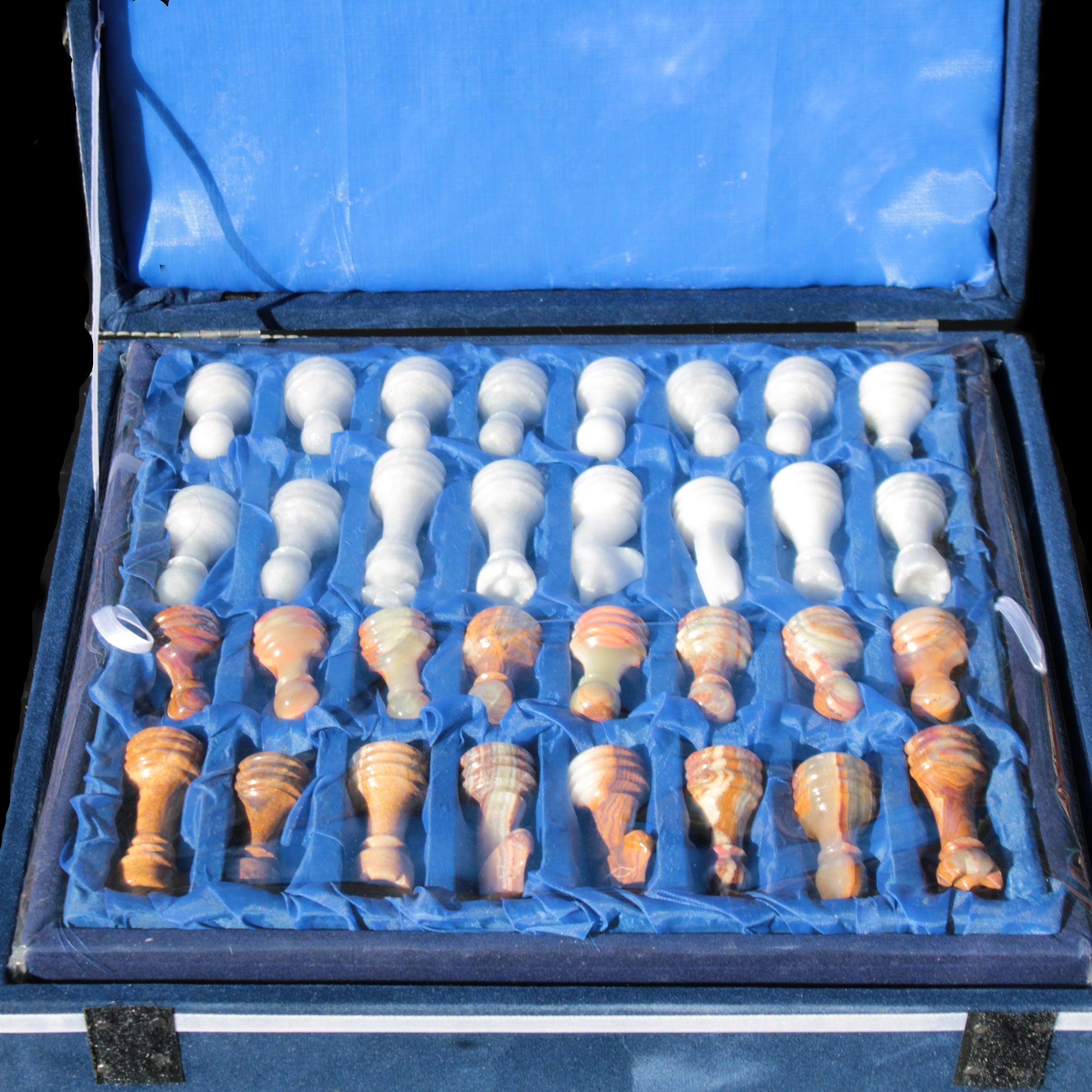 Afghan Jade Onyx Chess Set in case 4900g Rocks and Things