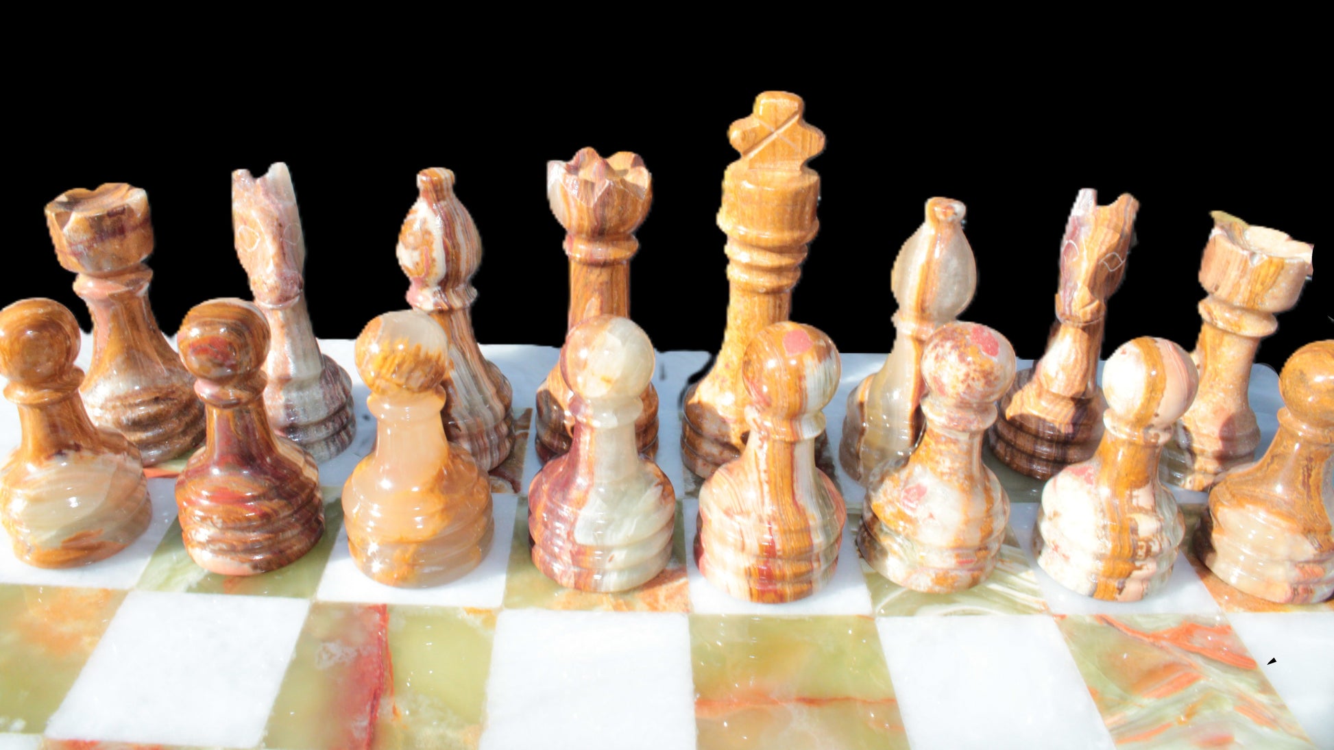 Afghan Jade Onyx Chess Set in case 4900g Rocks and Things