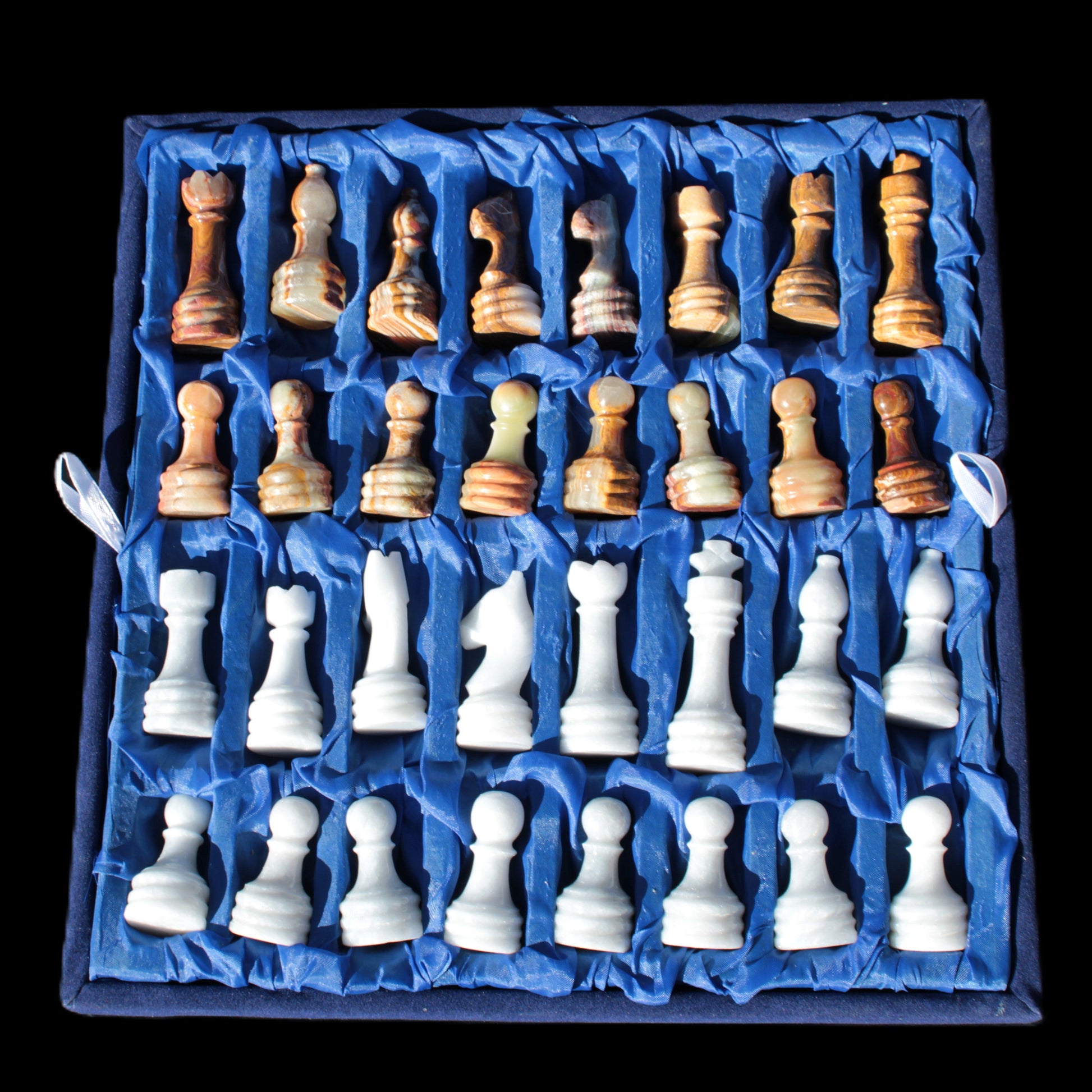 Afghan Jade Onyx Chess Set in case 4900g Rocks and Things