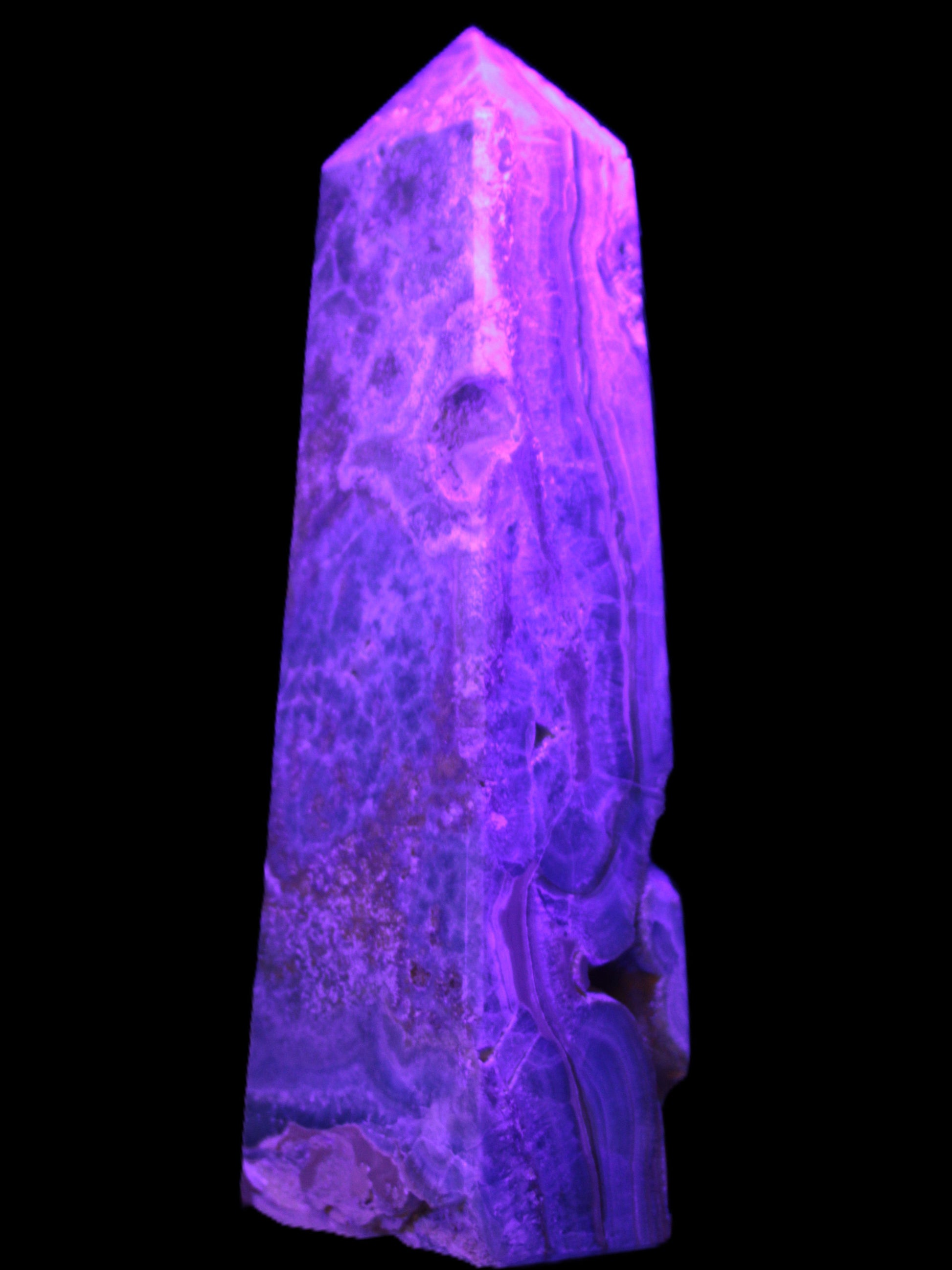 Caribbean Calcite obelisk 228*55*67mm 1554g in UV light - Rocks and Things Store