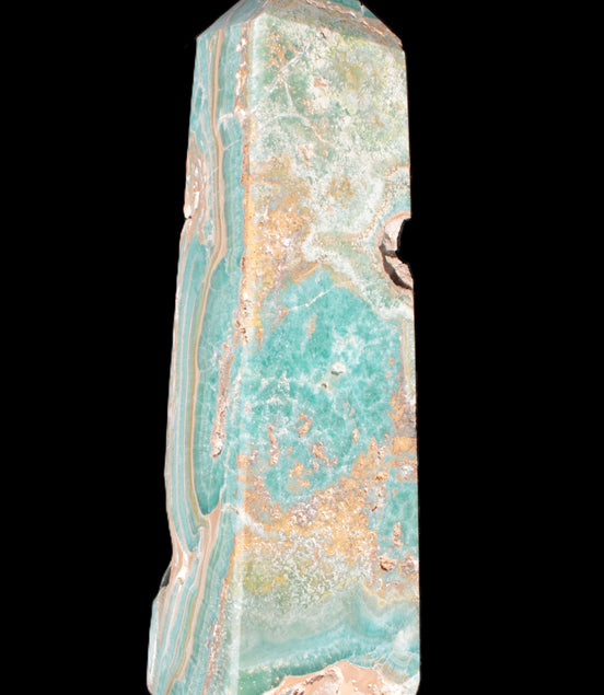 Caribbean Calcite obelisk 228*55*67mm 1554g in bright sunlight - Rocks and Things Store