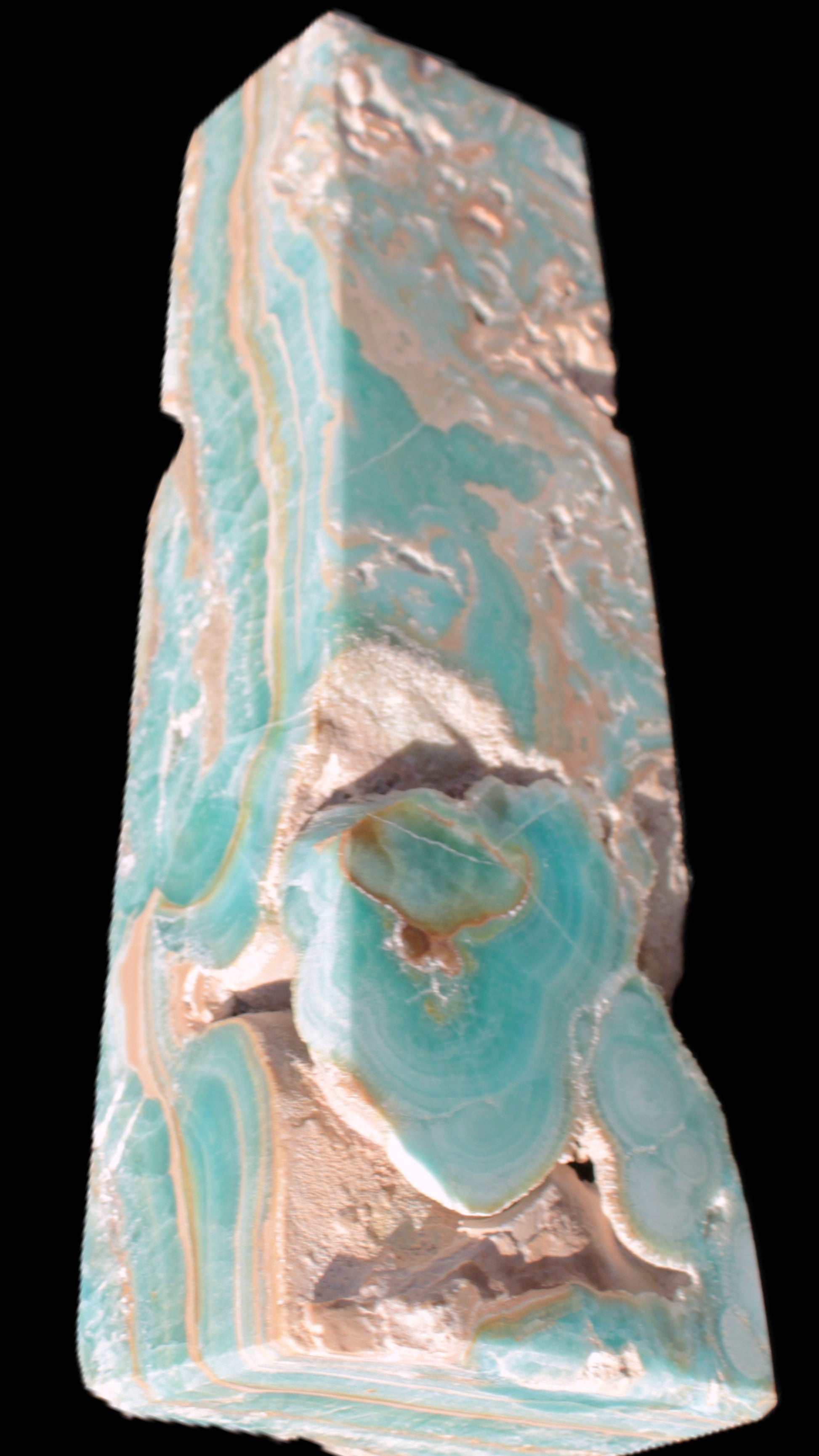 Caribbean Calcite obelisk 228*55*67mm 1554g in bright sunlight - Rocks and Things Store