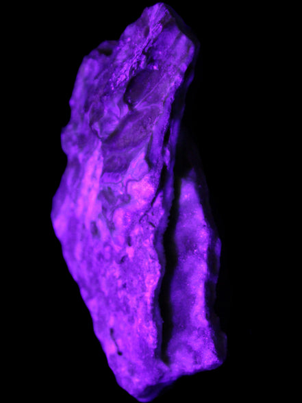 Blue Aragonite specimen 192*30*56mm 167g in UV light - Rocks and Things Store