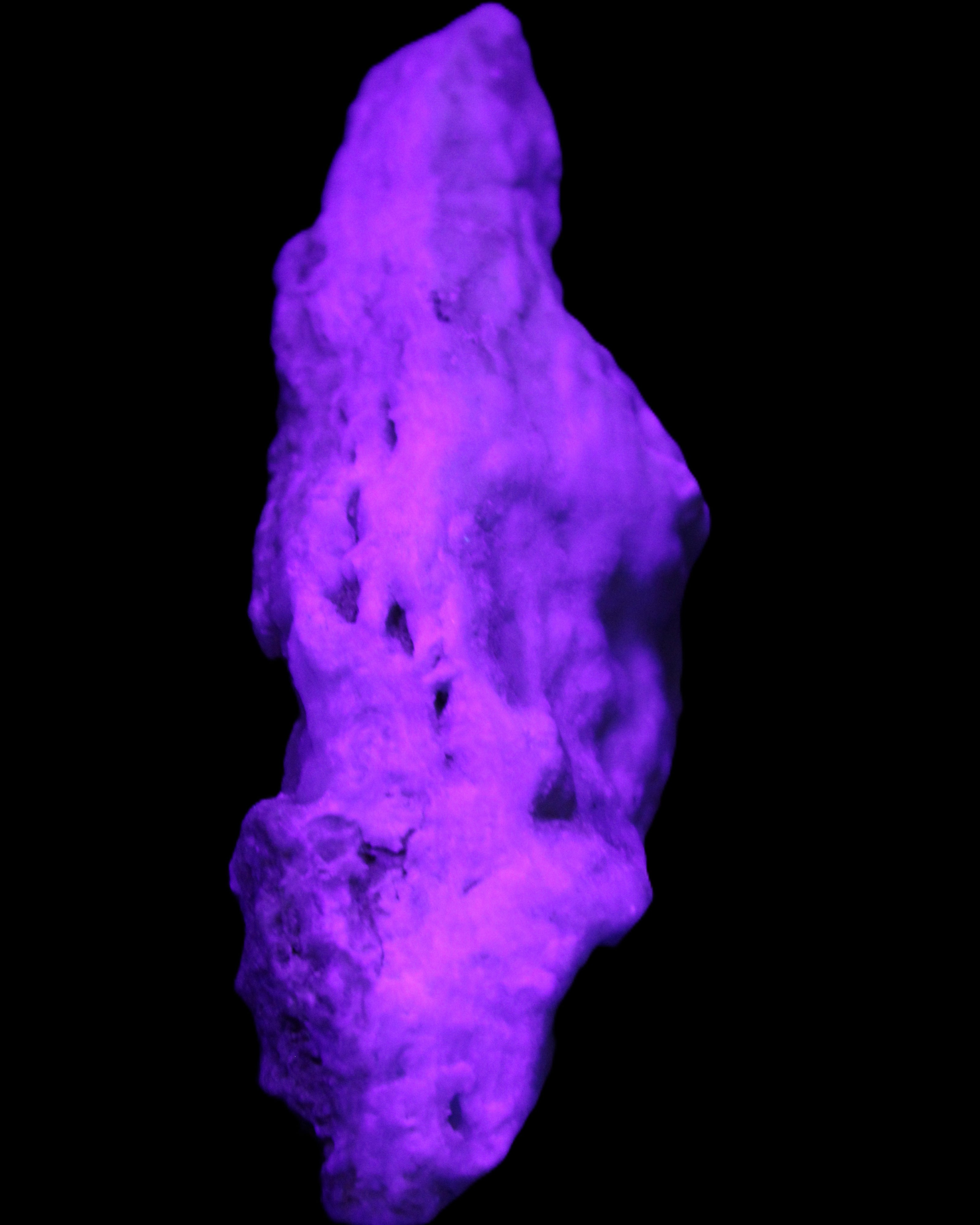 Blue Aragonite specimen 109*32*50mm 172g in UV light - Rocks and Things Store