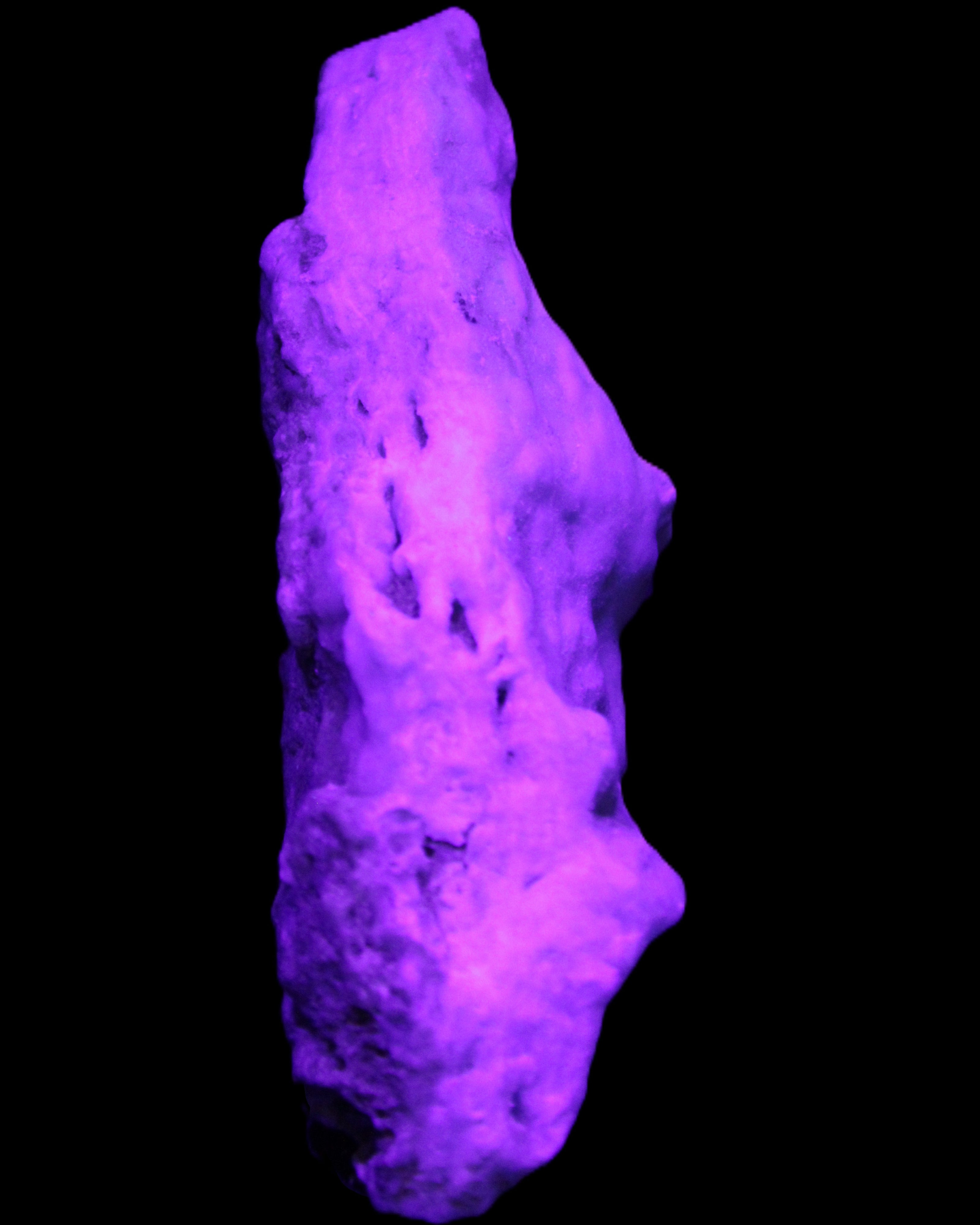 Blue Aragonite specimen 109*32*50mm 172g in UV light - Rocks and Things Store