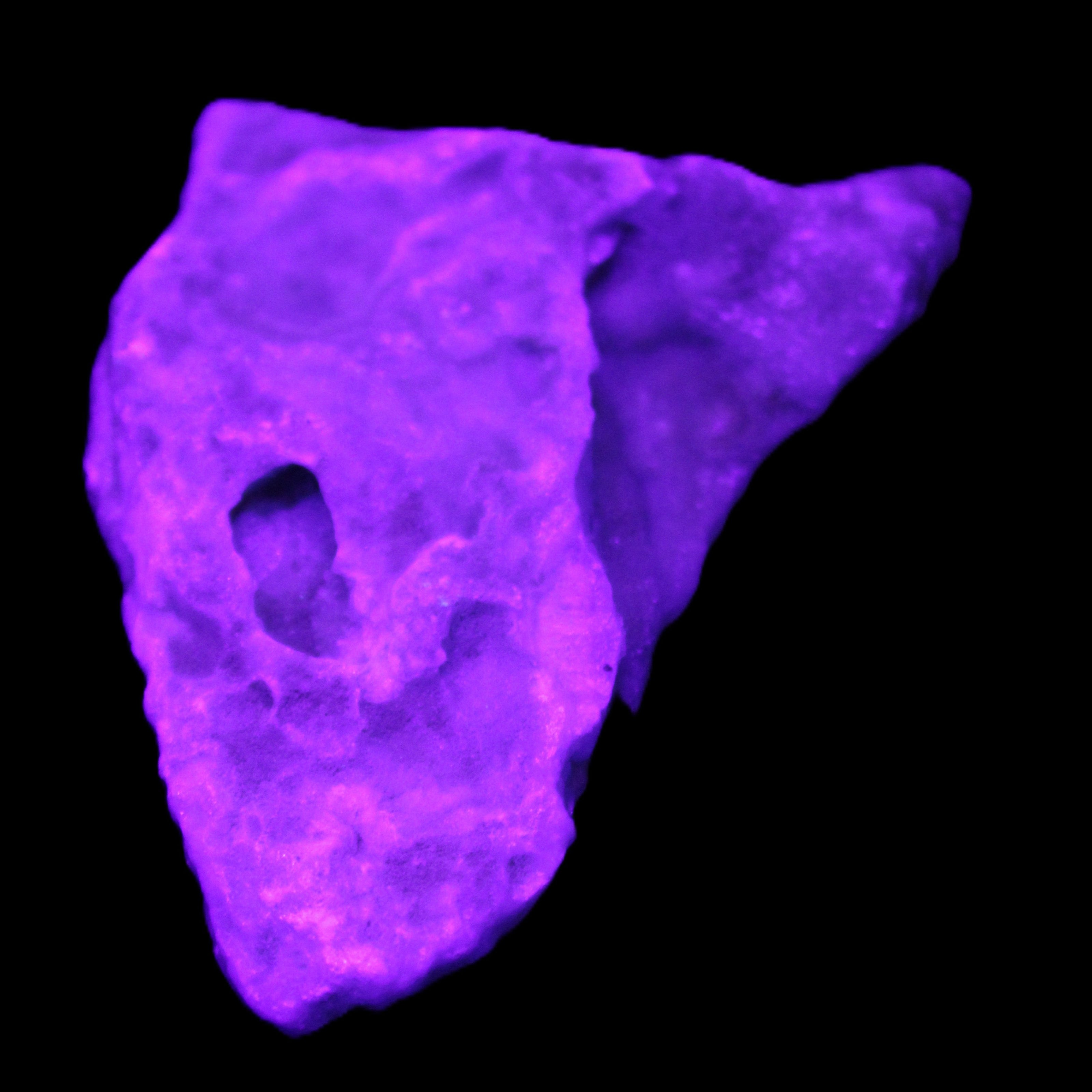 Blue Aragonite specimen 65*38*48mm 141g in UV light - Rocks and Things Store