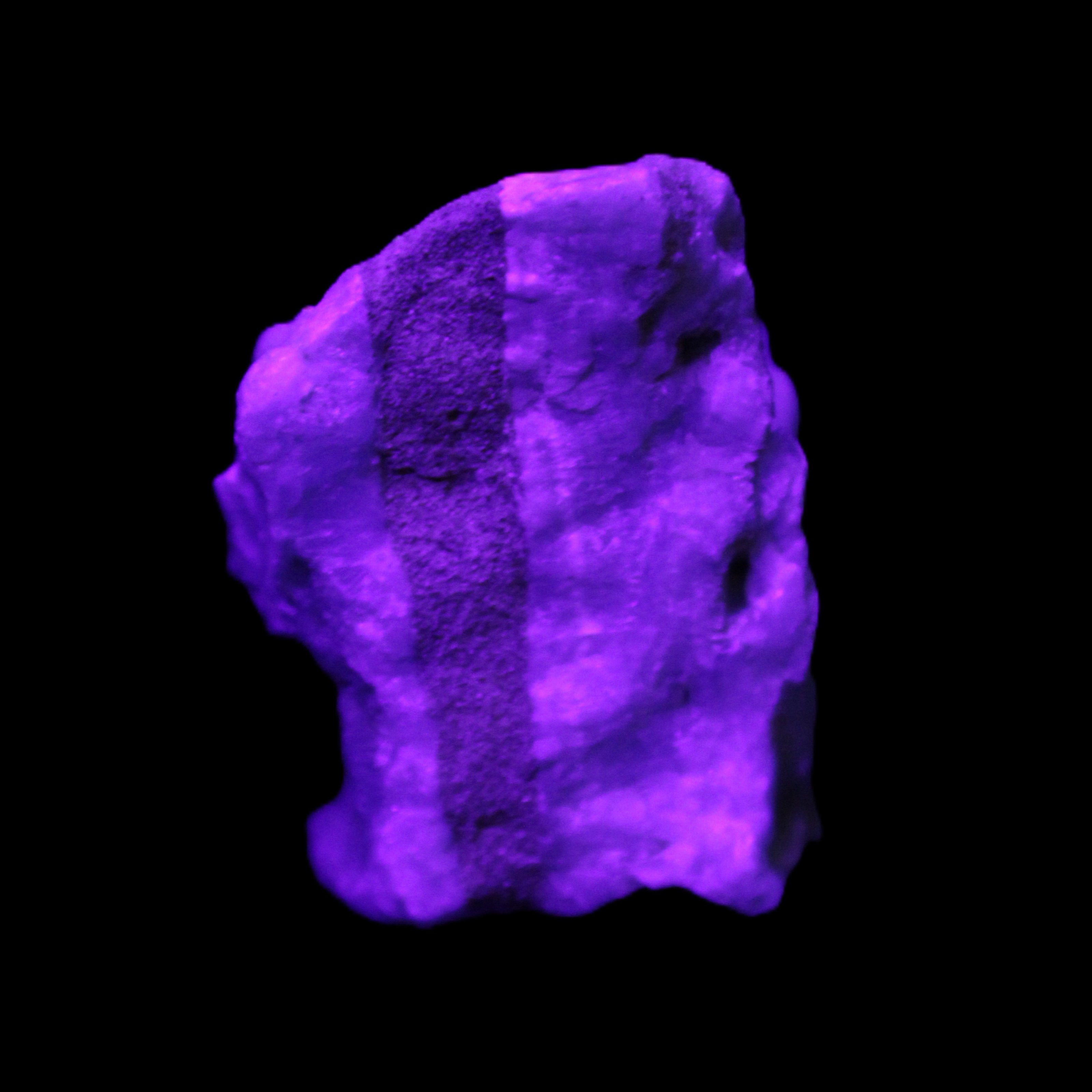 Blue Aragonite specimen 65*38*48mm 141g in UV light - Rocks and Things Store