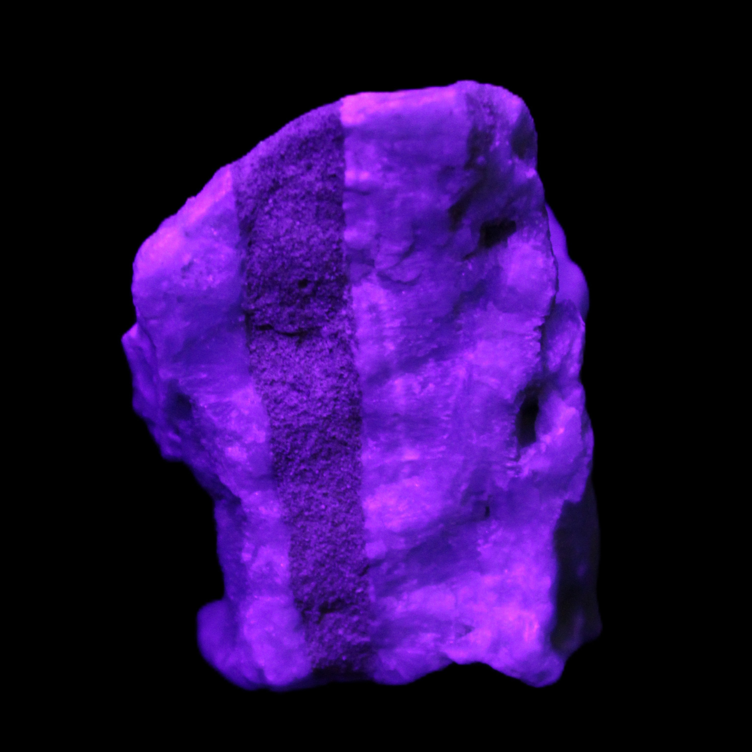 Blue Aragonite specimen 65*38*48mm 141g in UV light - Rocks and Things Store