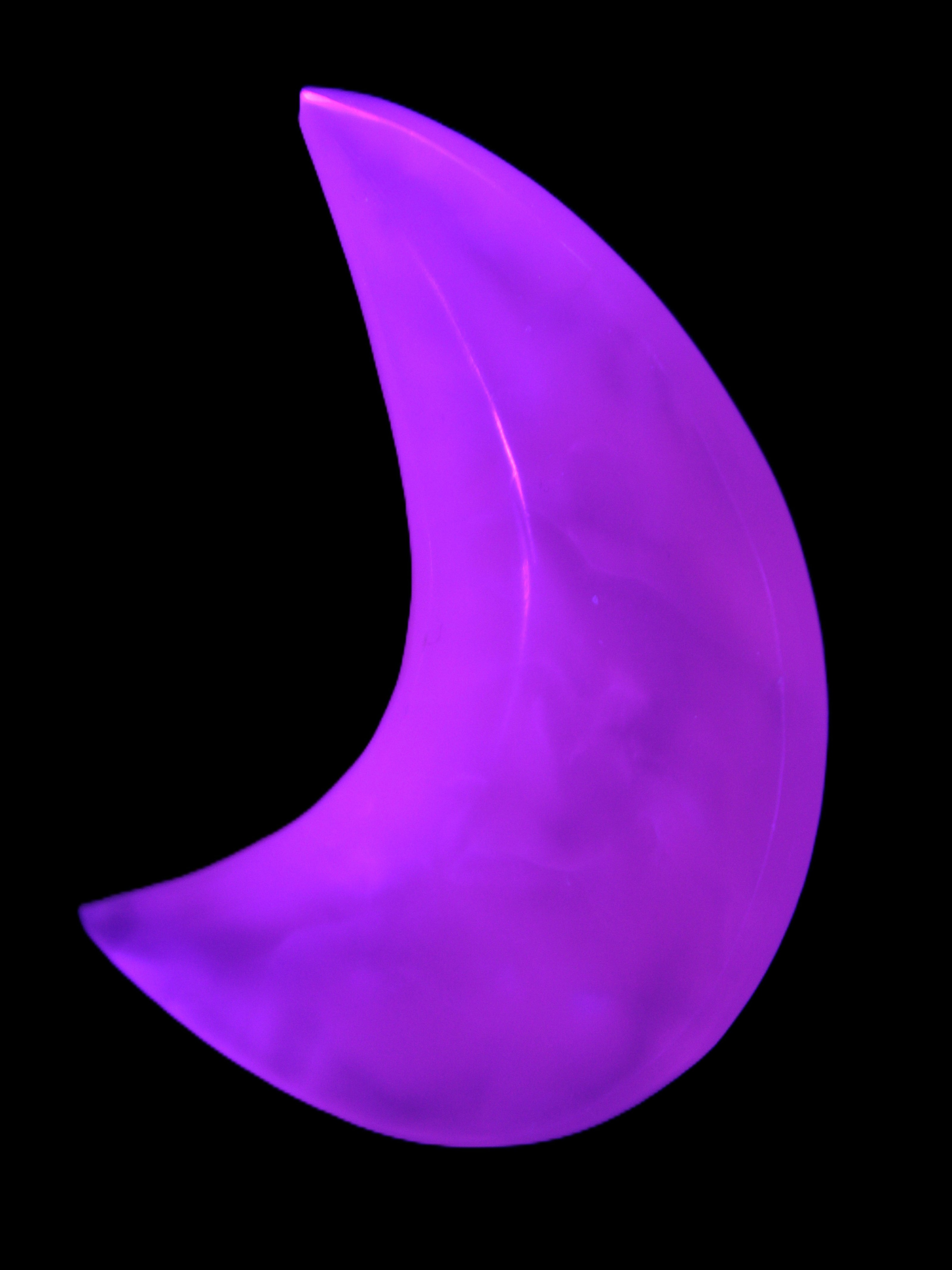 Mangano Calcite moon 92*80mm 154g Rocks and Things Store